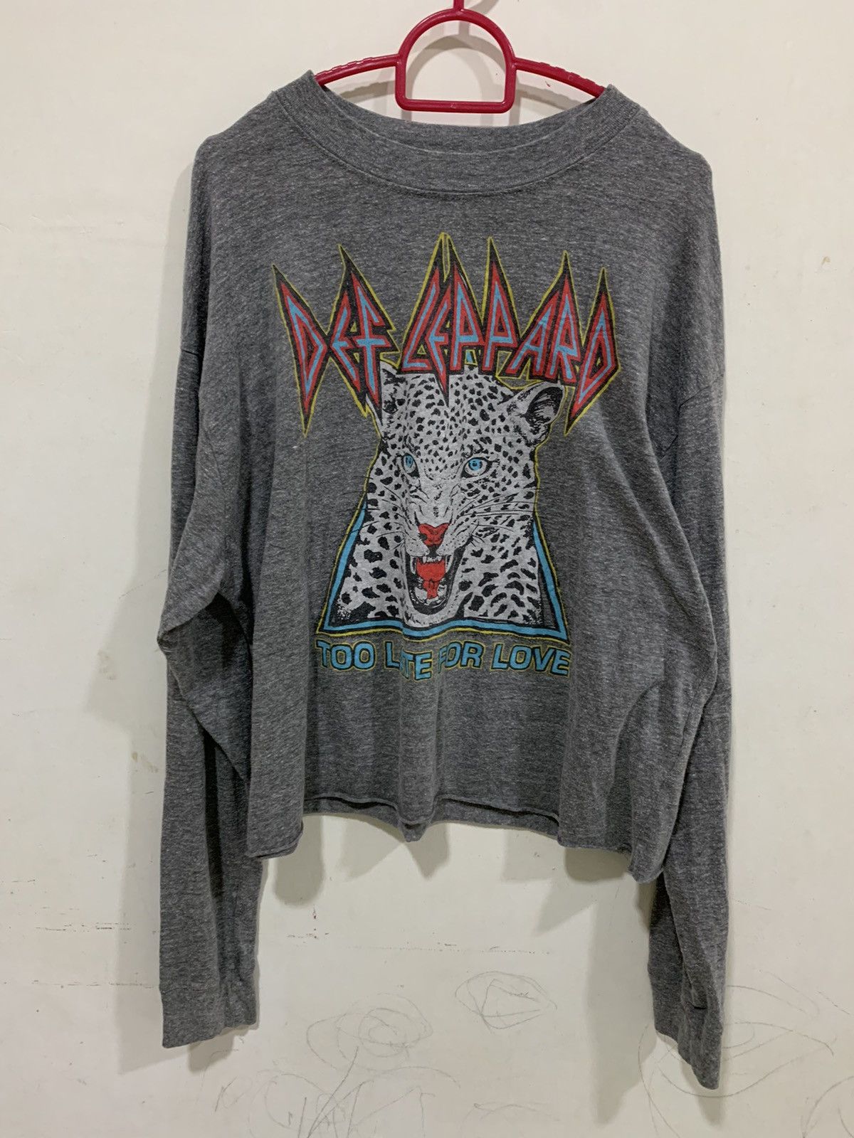 Band Tees Y2K Def Leppard Long sleeve Cropped Size US XS / EU 42 / 0 - 1 Thumbnail