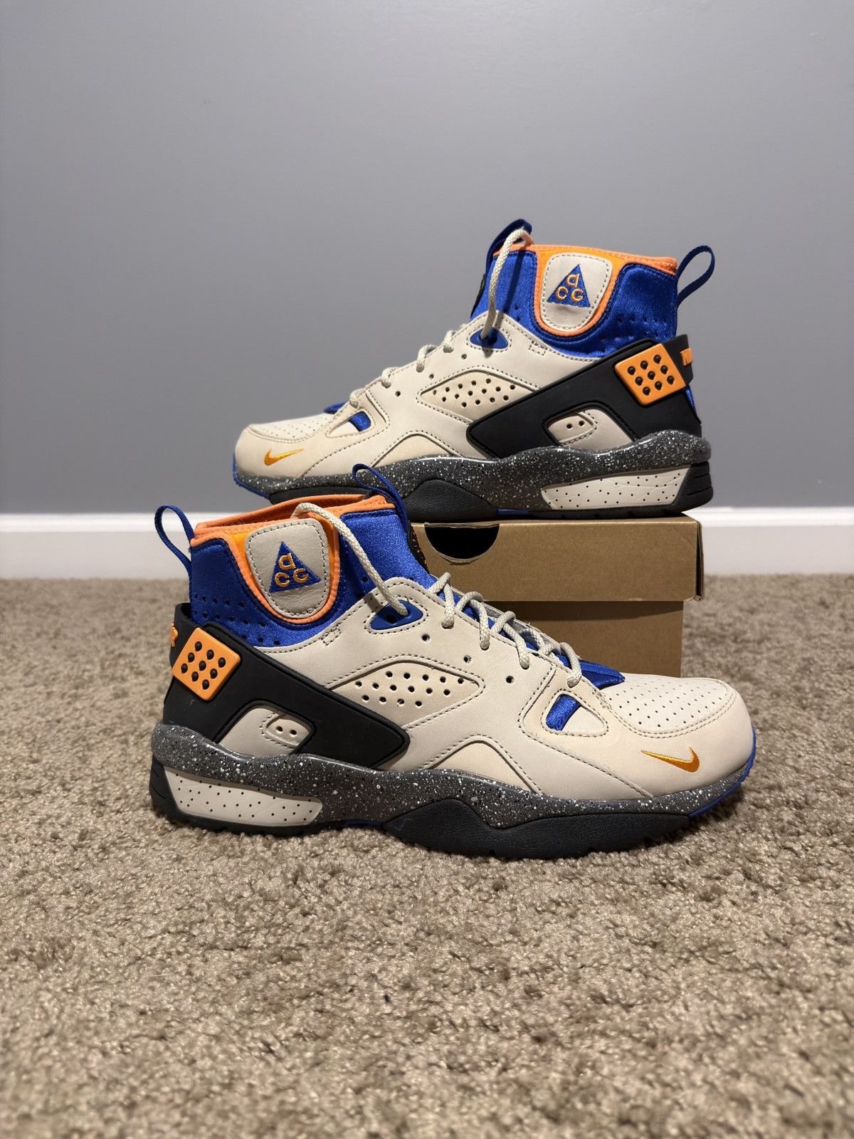 Nike 2021 Nike ACG Air Mowabb OG "Rattan Birch" Size US 10.5 / EU 43-44 - 2 Thumbnail