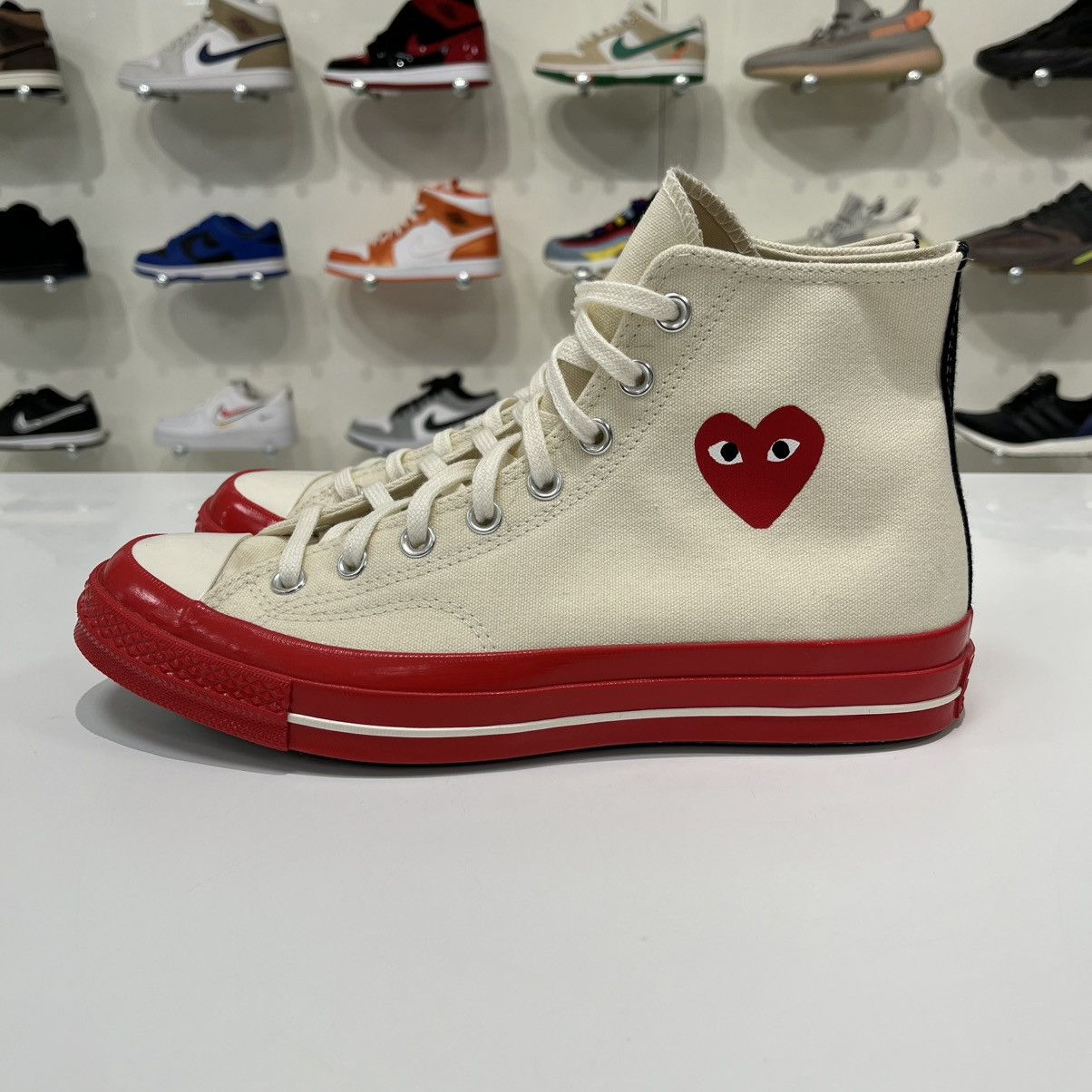 Comme des Garcons PLAY × Converse Converse Chuck Taylor All Star 70 Hi x CDG Play Red Midsole Size US 9 / EU 42 - 2 Thumbnail
