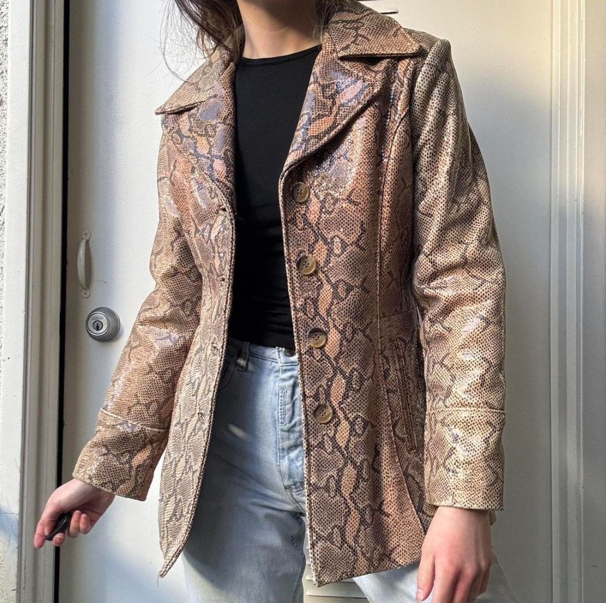 Vintage Y2K FAUX SNAKESKIN TAN LEATHER COAT Size XS / US 0-2 / IT 36-38 - 5 Thumbnail