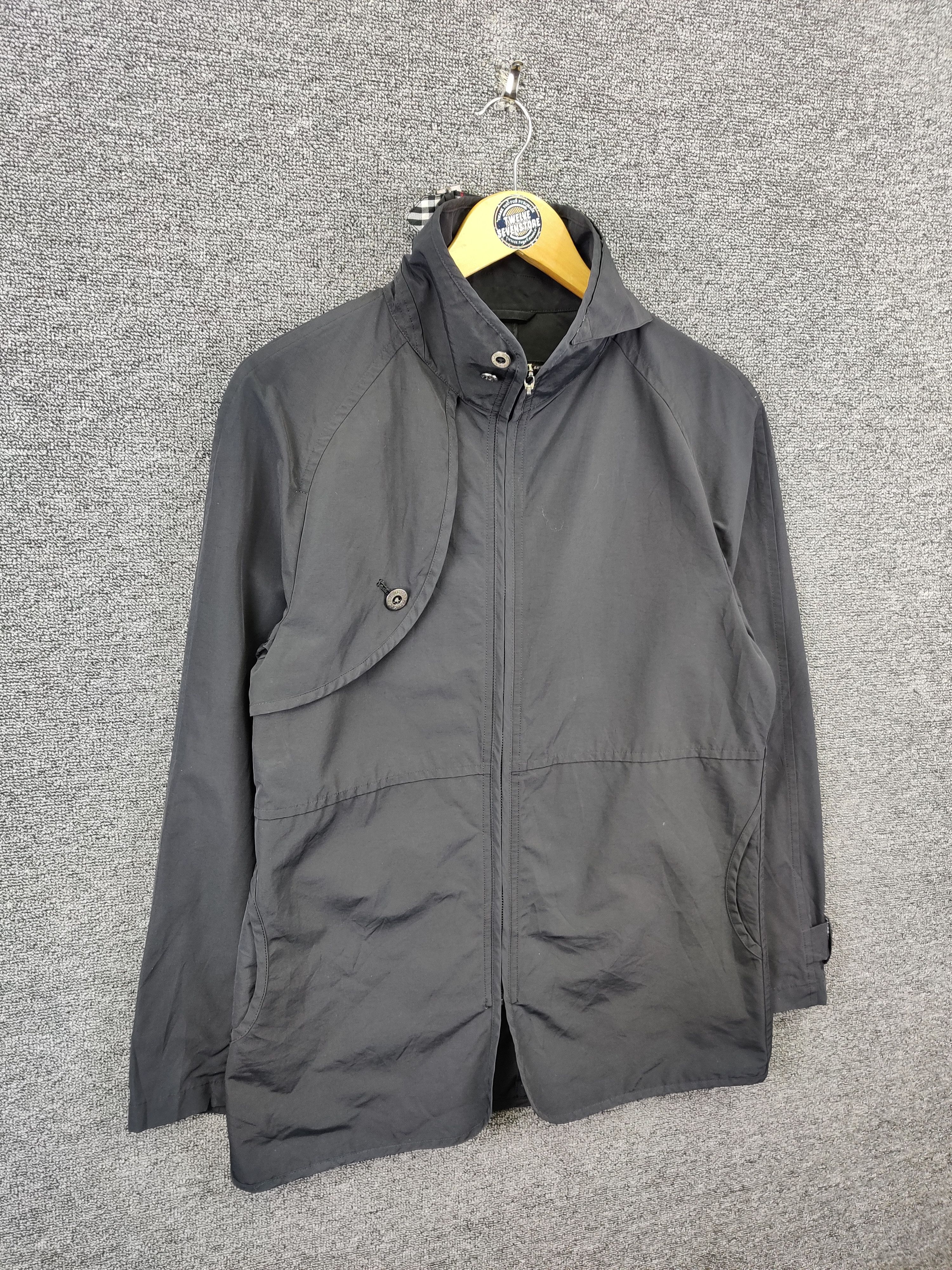 Burberry Vintage Burberry Black Label Zipper Long Jacket Size US M / EU 48-50 / 2 - 5 Thumbnail