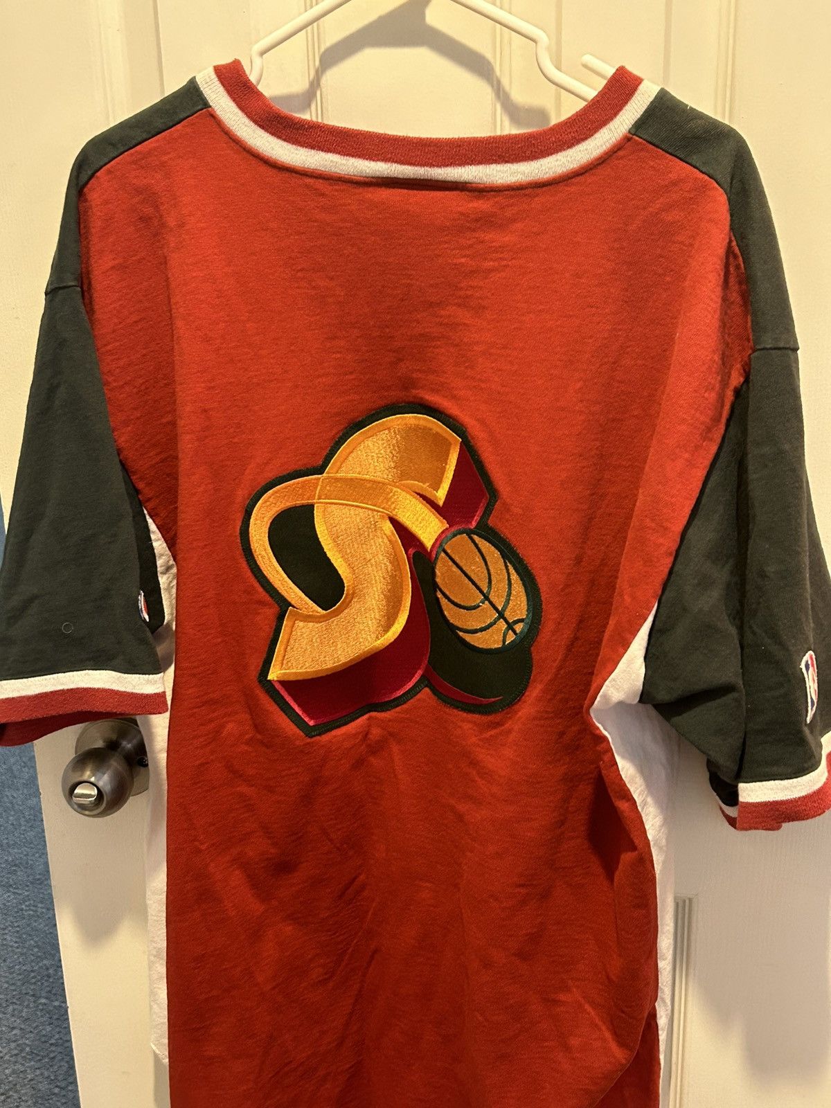 Champion 1990s Seattle SuperSonics Champion Warm Up Shirt Size US L / EU 52-54 / 3 - 3 Thumbnail