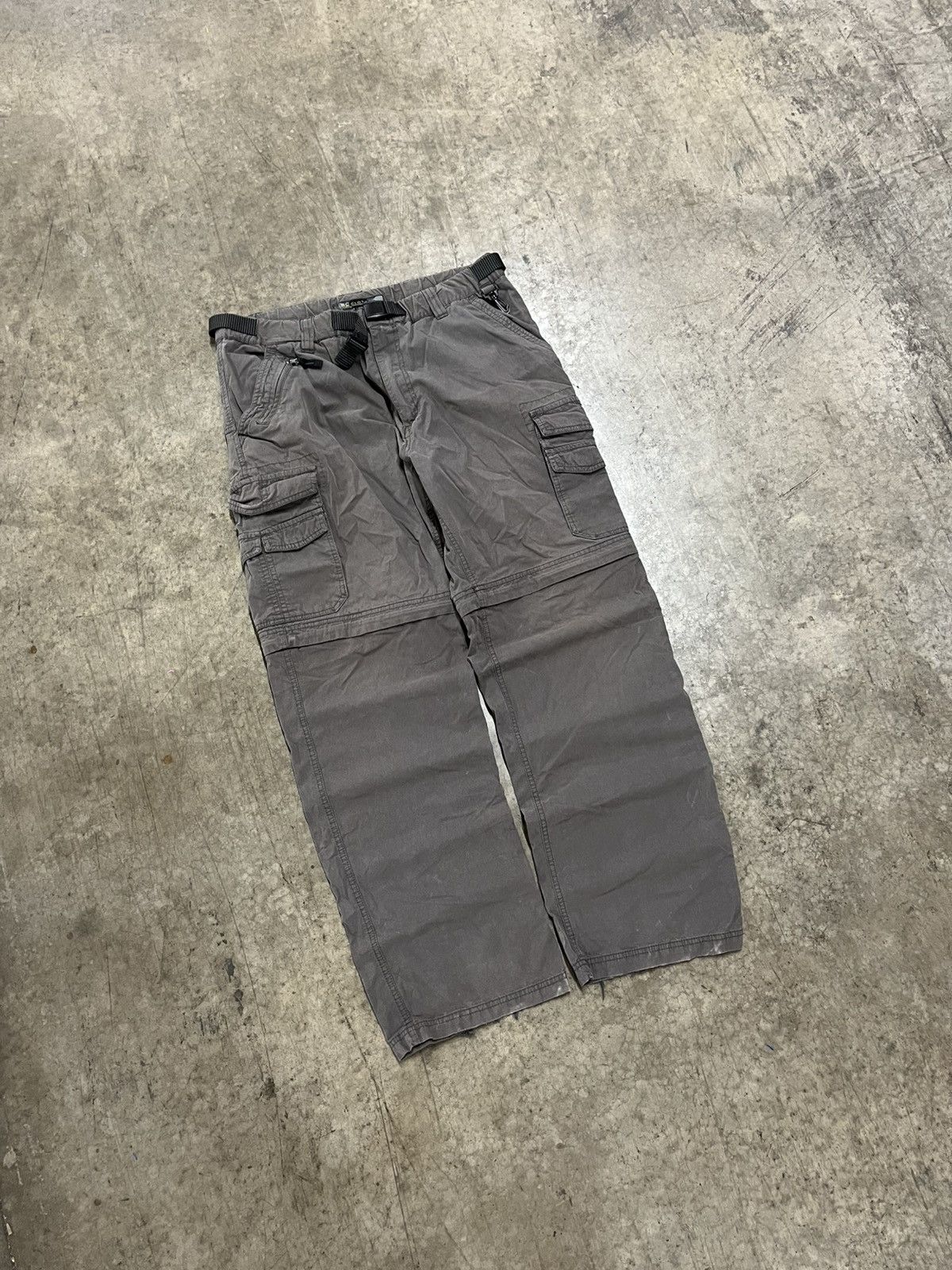 Vintage Vintage baggy fit utility y2k cargo pants streetwear hype Size US 34 / EU 50 - 1 Thumbnail