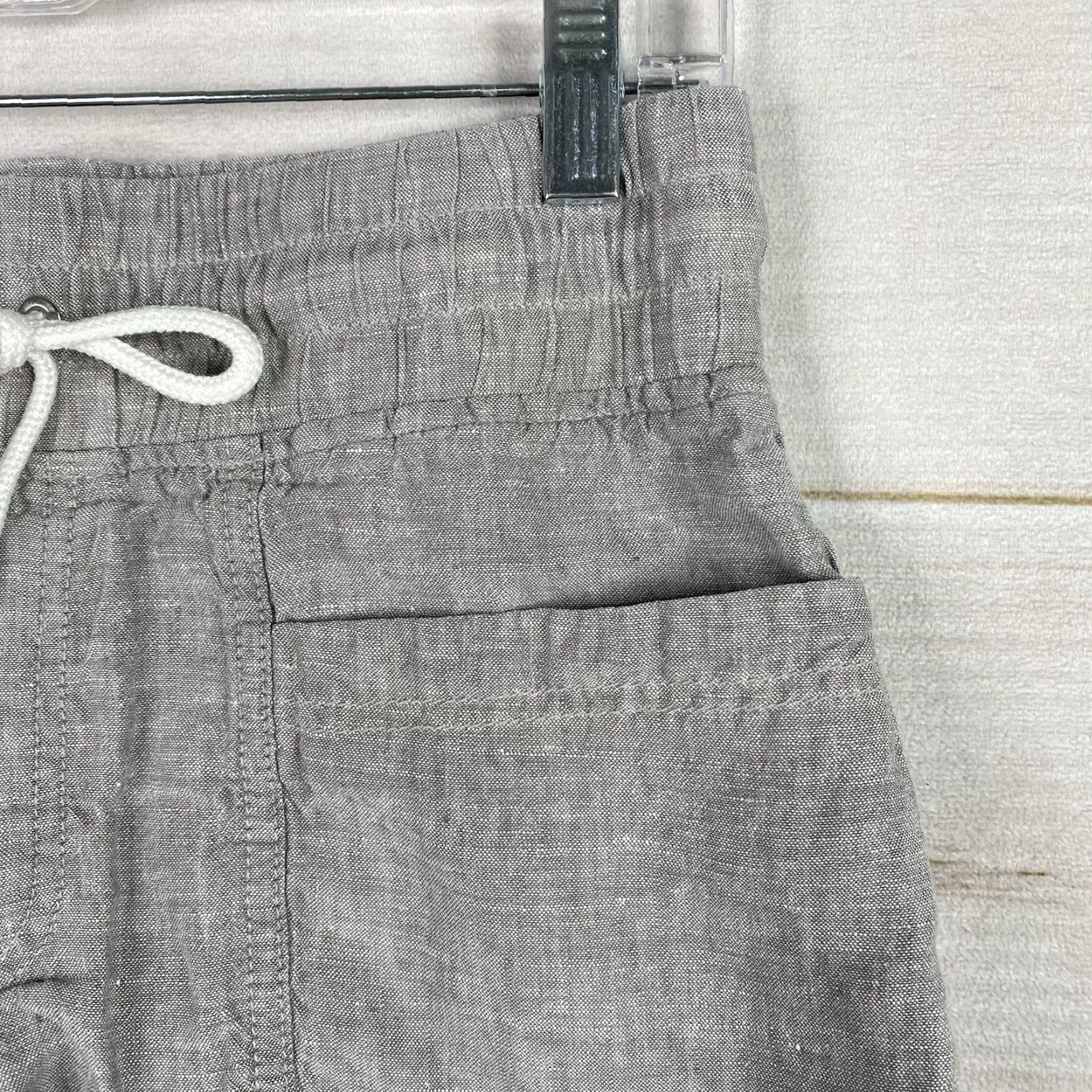 Athleta Athleta Shorts Women 4 Gray 4" Cabo 100% Linen Hiking Outdoors Beach Travel Size 27" / US 4 / IT 40 - 3 Thumbnail