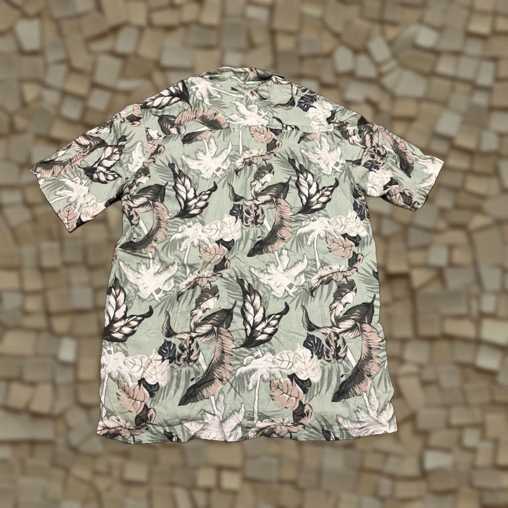 Vintage Consensus Button-Up Shirt, Men's Large Tall, Green Tan, Hawaiian, Casual Floral, Short Sleeve, Collared, Fall Spring Summer, Mens Size US L / EU 52-54 / 3 - 1 Thumbnail