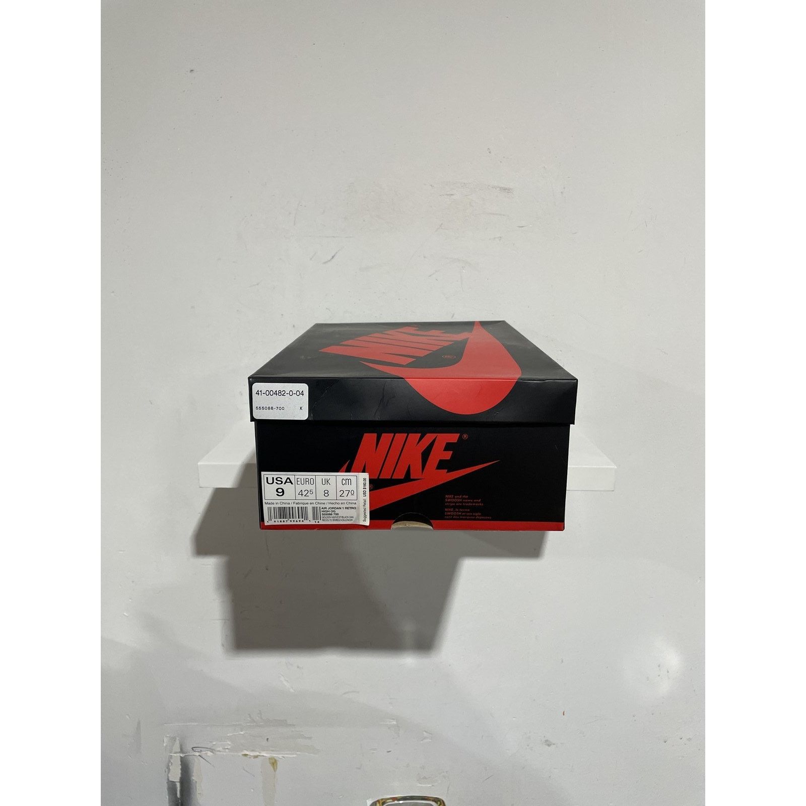 Jordan Brand JORDAN 1 RETRO ROOKIE OF THE YEAR SIZE 9 PREOWNED Size US 9 / EU 42 - 9 Thumbnail