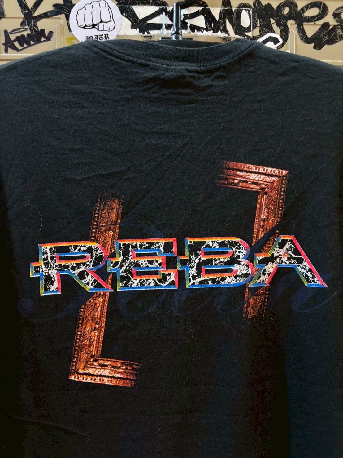 Band Tees Reba 90’s Size US XL / EU 56 / 4 - 7 Thumbnail