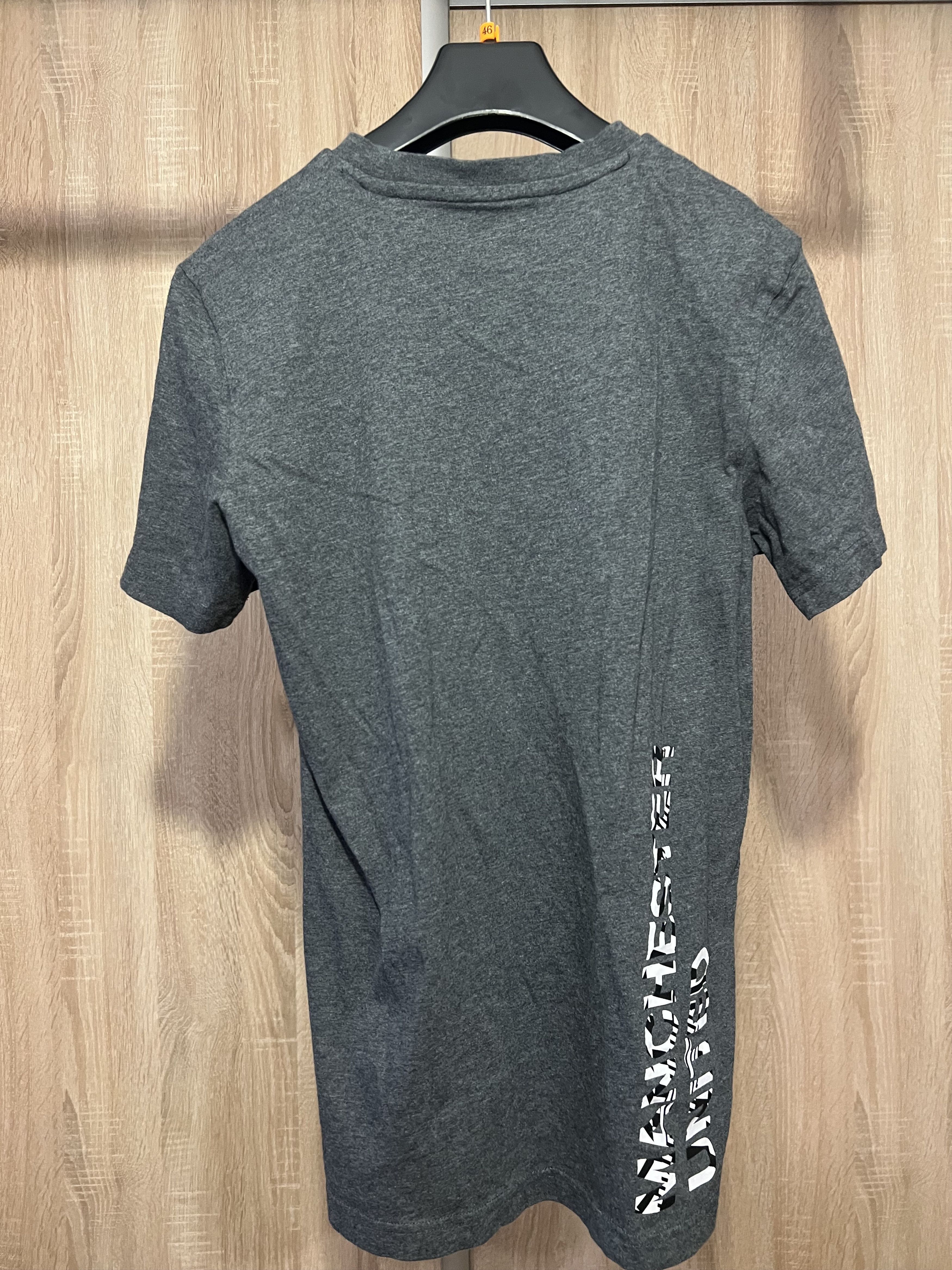 Adidas ADIDAS MANCHASTER UNITED AON JERSEY T-SHIRT KIT Size US S / EU 44-46 / 1 - 7 Thumbnail