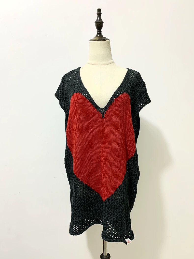 Vivienne Westwood Vivienne Westwood size00 Cut out the hollow heart vest Size M / US 6-8 / IT 42-44 - 1 Thumbnail