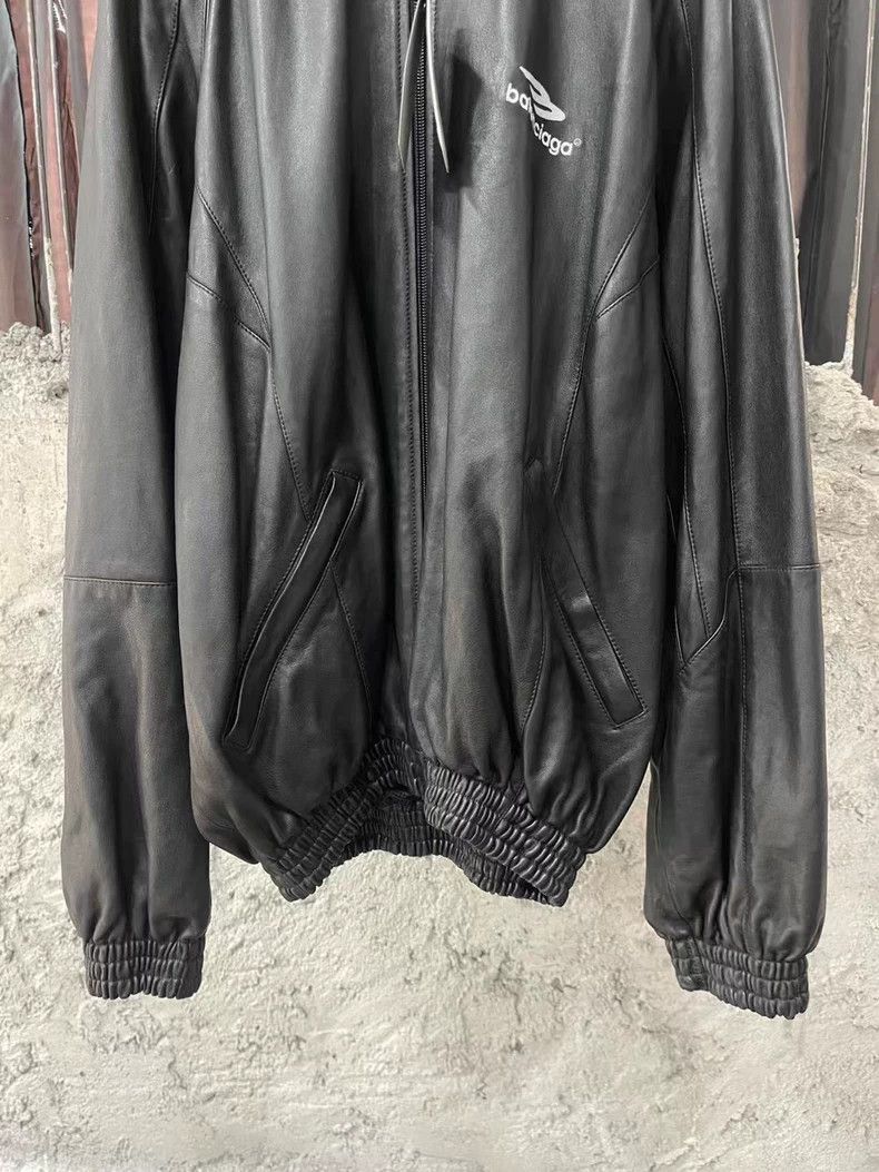 Balenciaga Balenciaga Embroidered Logo Leather Jacket Size US S / EU 44-46 / 1 - 4 Thumbnail