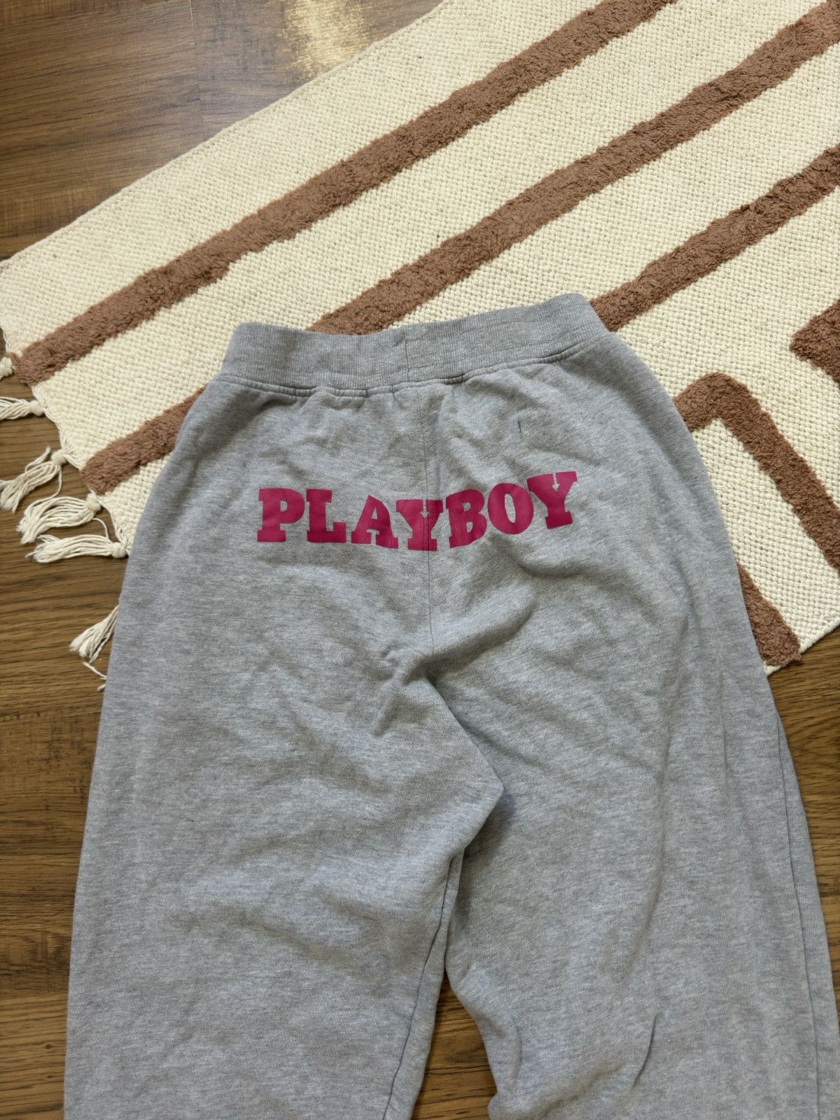 Playboy PLAYBOY CUTE BIG LOGO SWEATPANTS Size 27" / US 4 / IT 40 - 3 Thumbnail