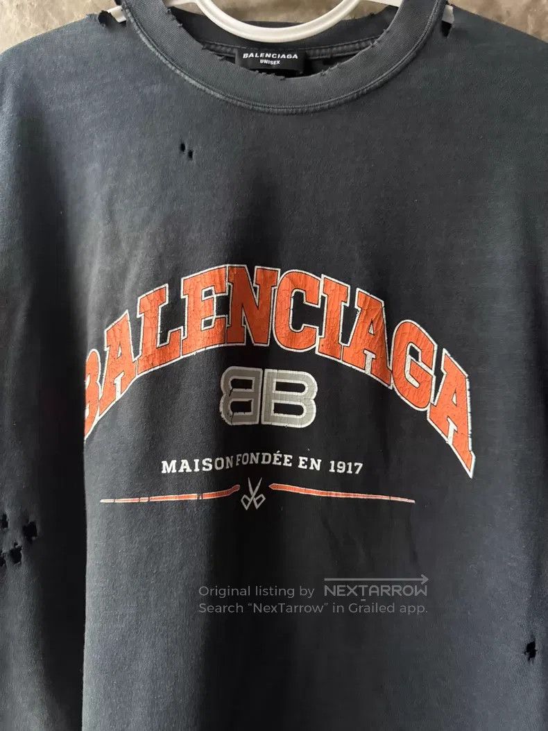 Balenciaga Balenciaga Double B Cracked Washed Short Sleeve Size US L / EU 52-54 / 3 - 5 Thumbnail