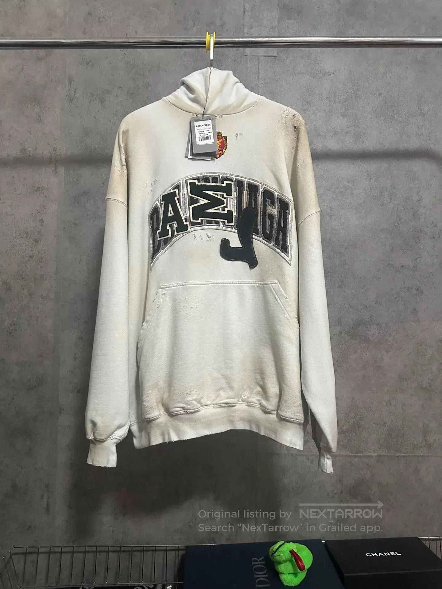 Balenciaga Balenciaga Manchester United Distressed Hoodie. Size US XL / EU 56 / 4 - 1 Thumbnail