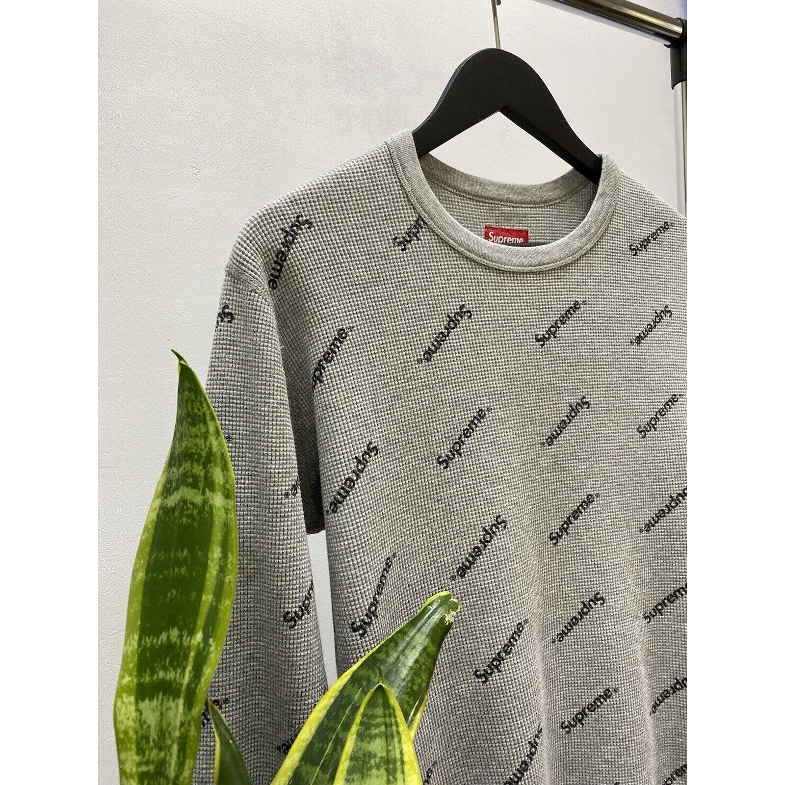 Supreme Supreme Waffle Thermal Logo’s Grey Monogram Size L Men SB Size US L / EU 52-54 / 3 - 5 Thumbnail