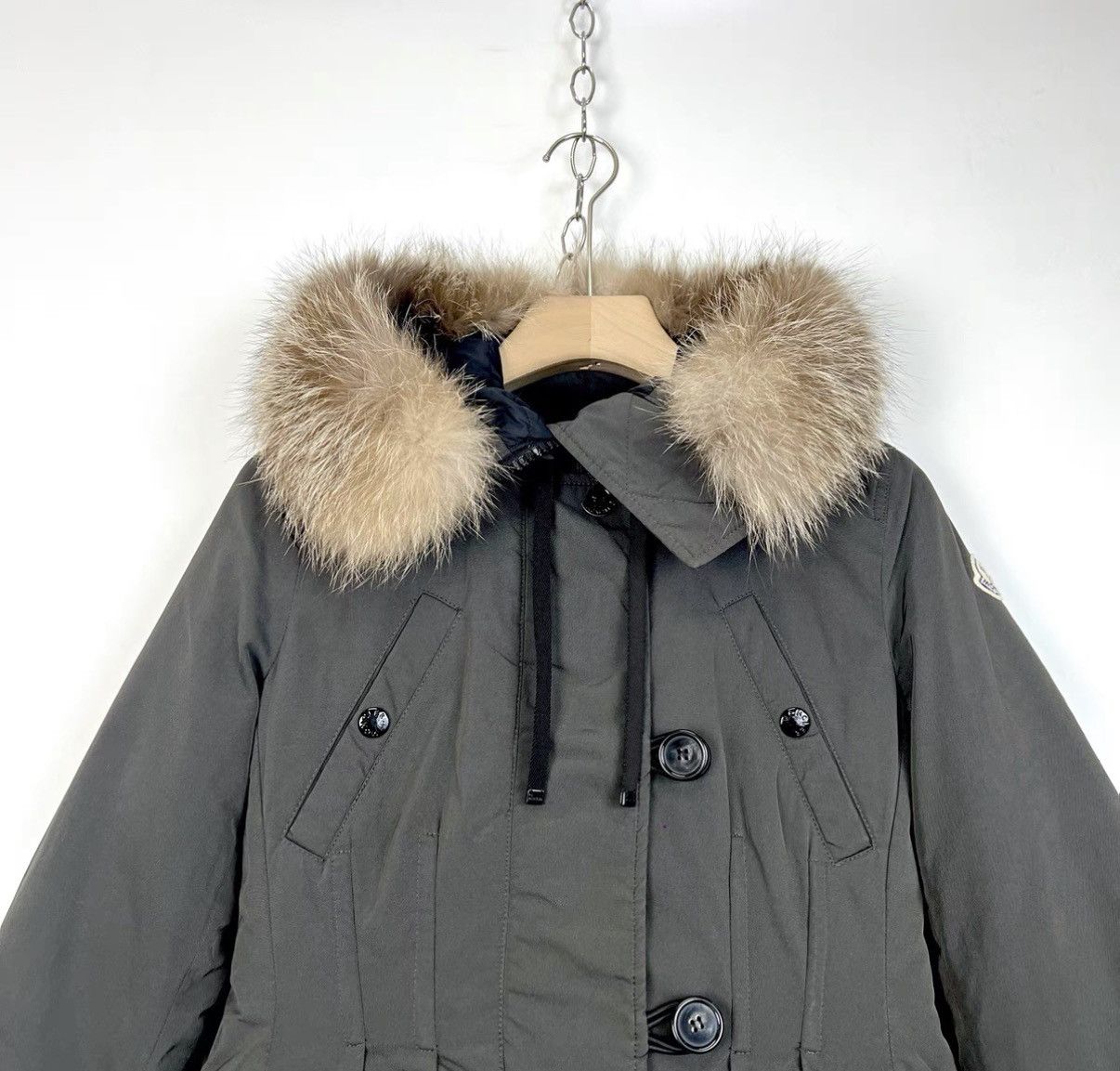 Moncler Moncler Olive Green Fur Collar Waist Down Jacket K12 Size S / US 4 / IT 40 - 3 Thumbnail