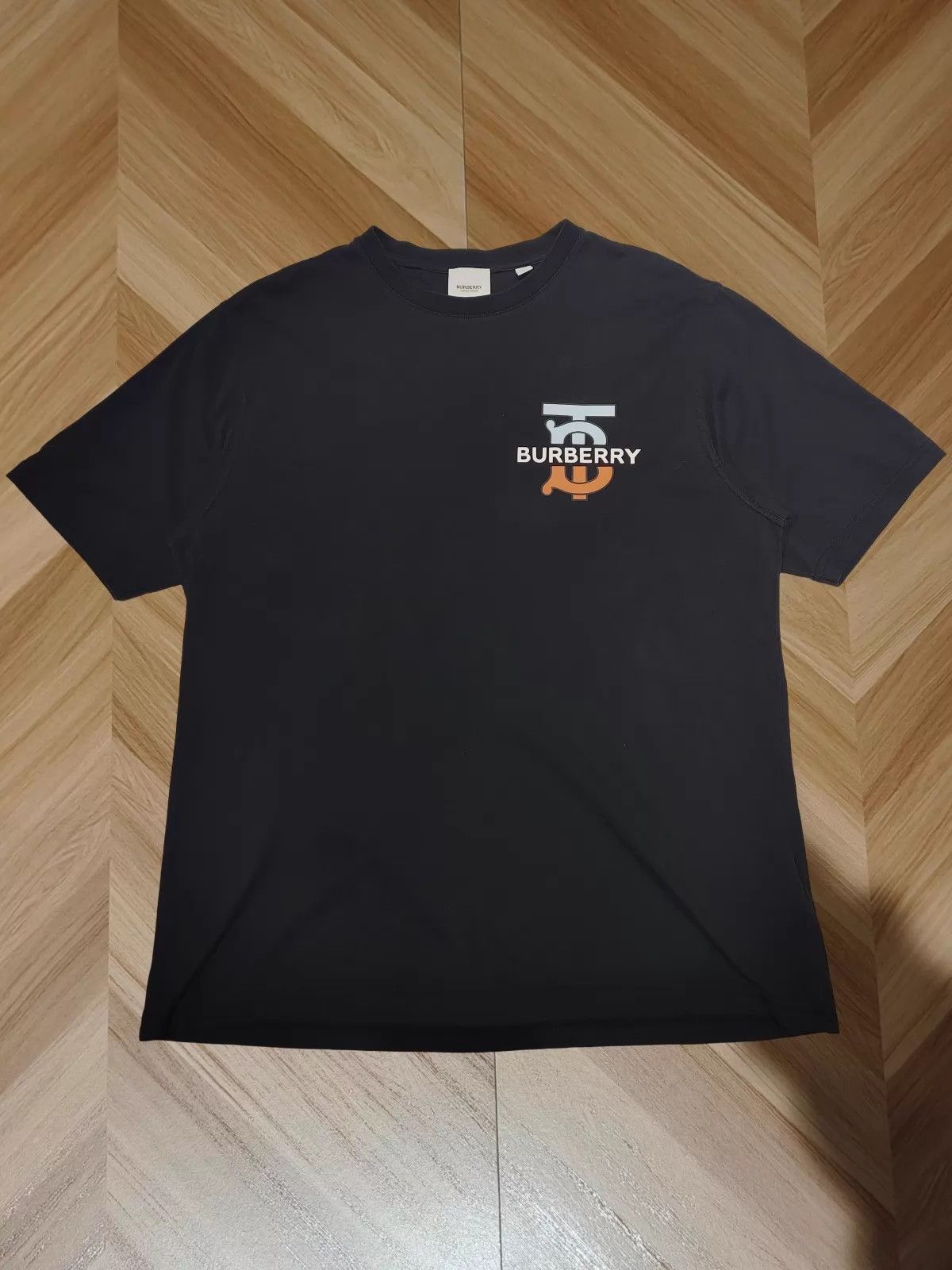 Burberry Burberry Classic TB Print Men's T-shirt Size S (L) Size US S / EU 44-46 / 1 - 1 Thumbnail