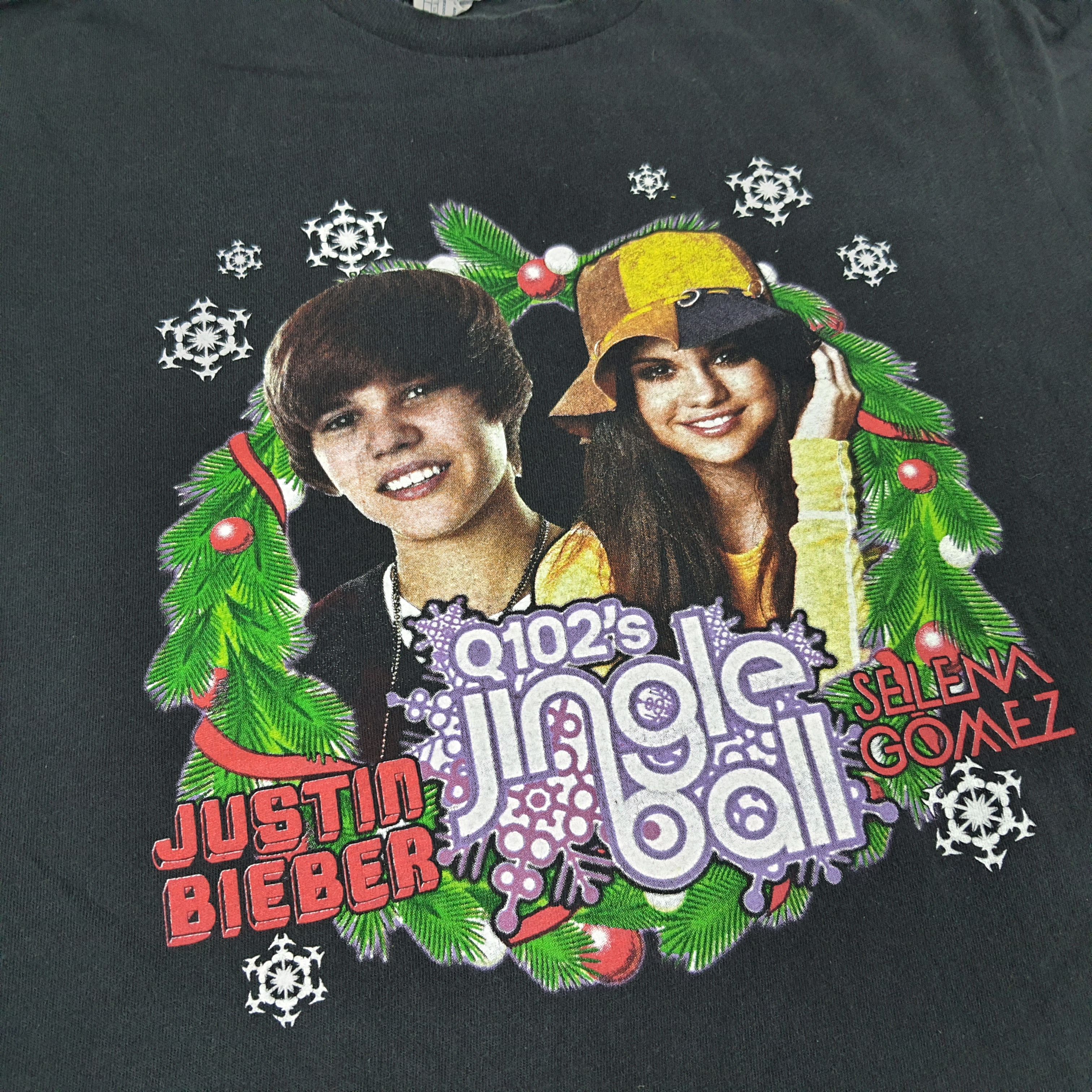 Band Tees × Vintage Vintage Q102's Jingle Ball Winter Christmas Event T-shirt Size US M / EU 48-50 / 2 - 2 Thumbnail