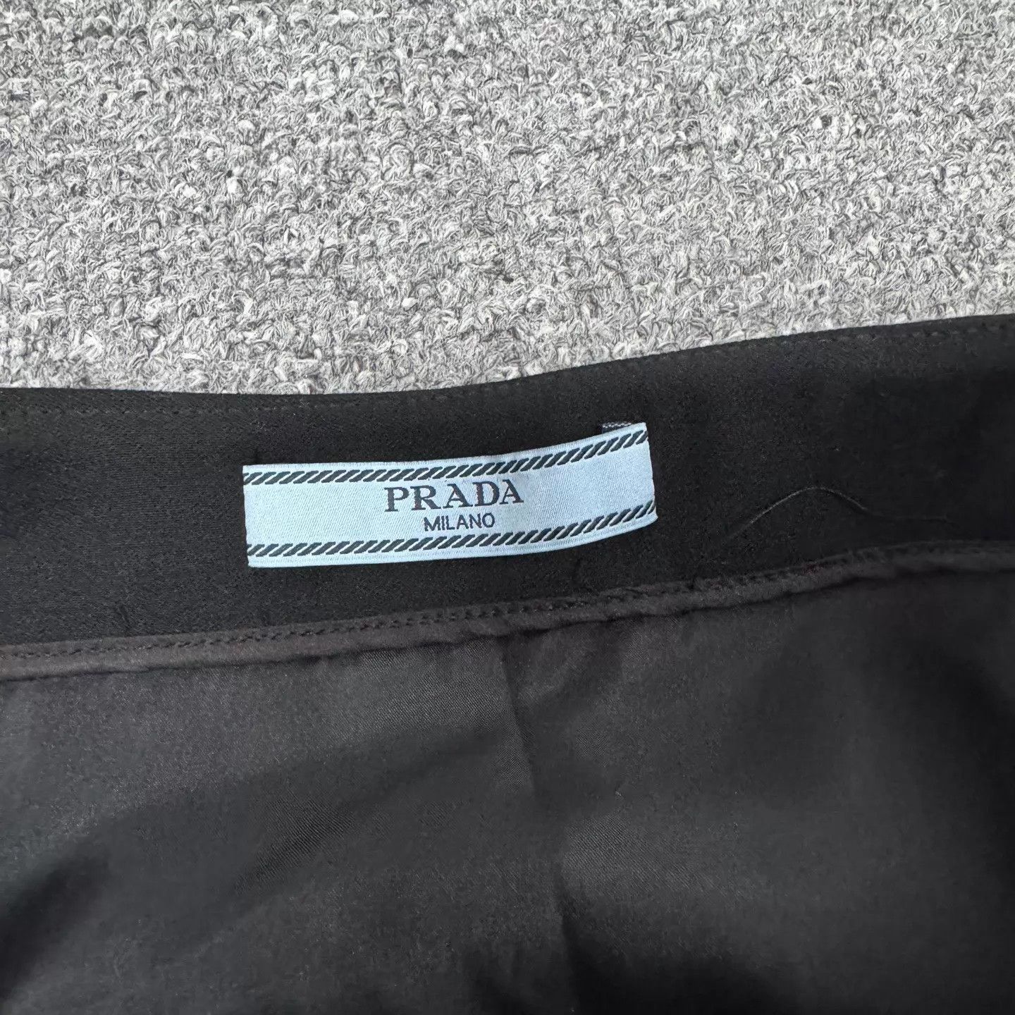 Prada Prada Black Wrap Skirt 40 99 New Size 27" / US 4 / IT 40 - 5 Thumbnail