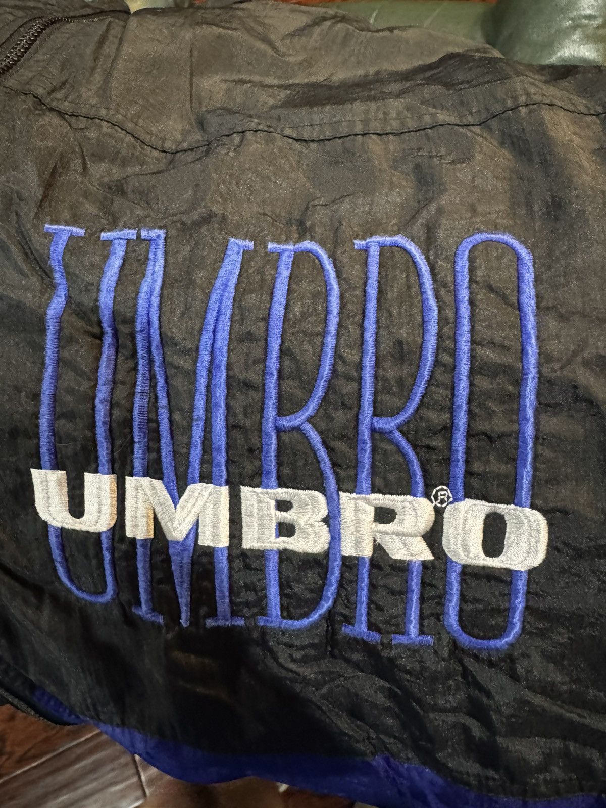 Umbro Vintage Umbro jacket Size US L / EU 52-54 / 3 - 3 Thumbnail