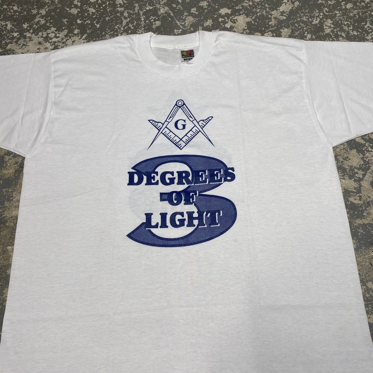 Vintage Vintage Freemason 3 Degrees of Light T-Shirt Illuminati Whit Size US XL / EU 56 / 4 - 5 Thumbnail