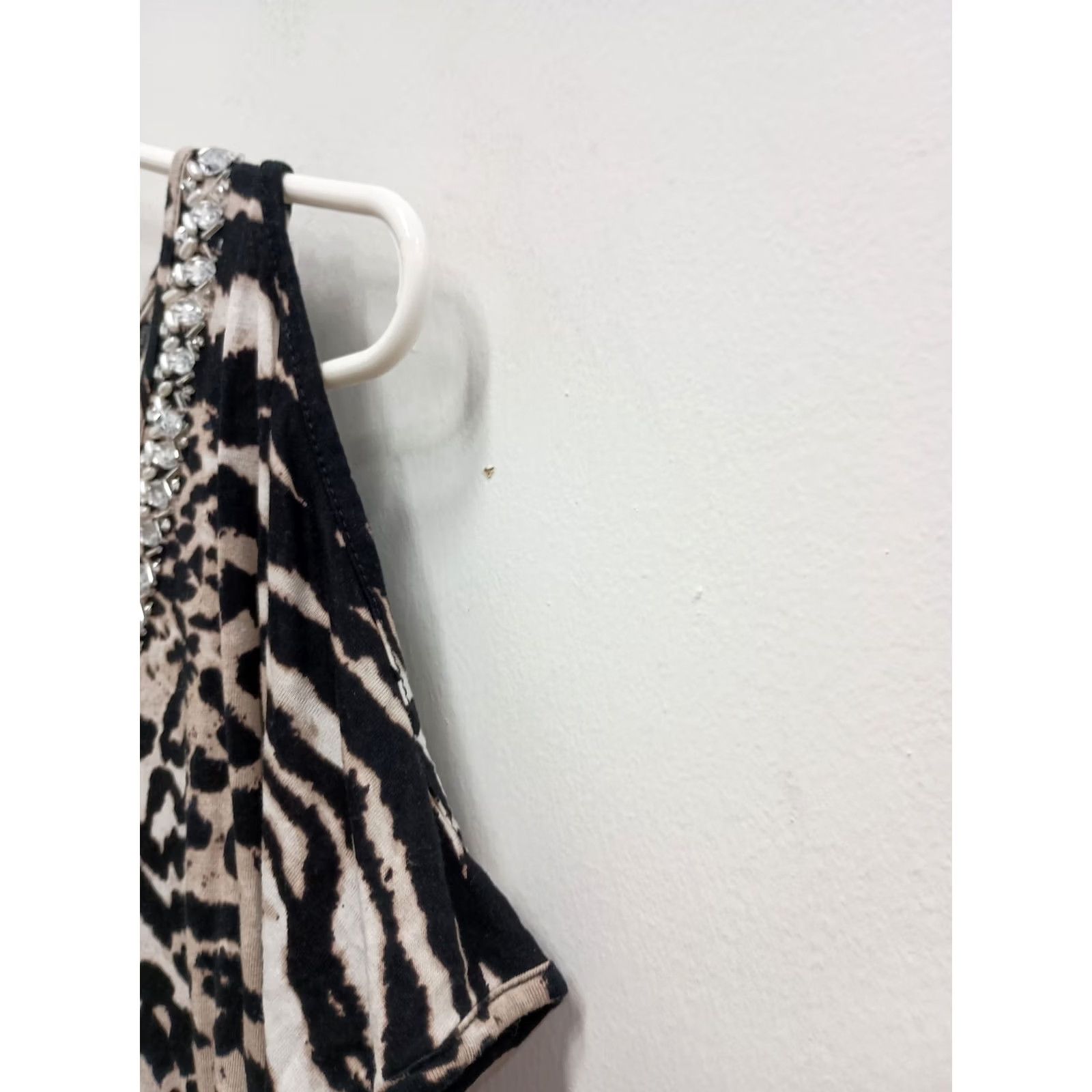 Vintage INC International Concepts Top Womens Small Animal Print Cold Shoulder Beaded Size S / US 4 / IT 40 - 4 Thumbnail