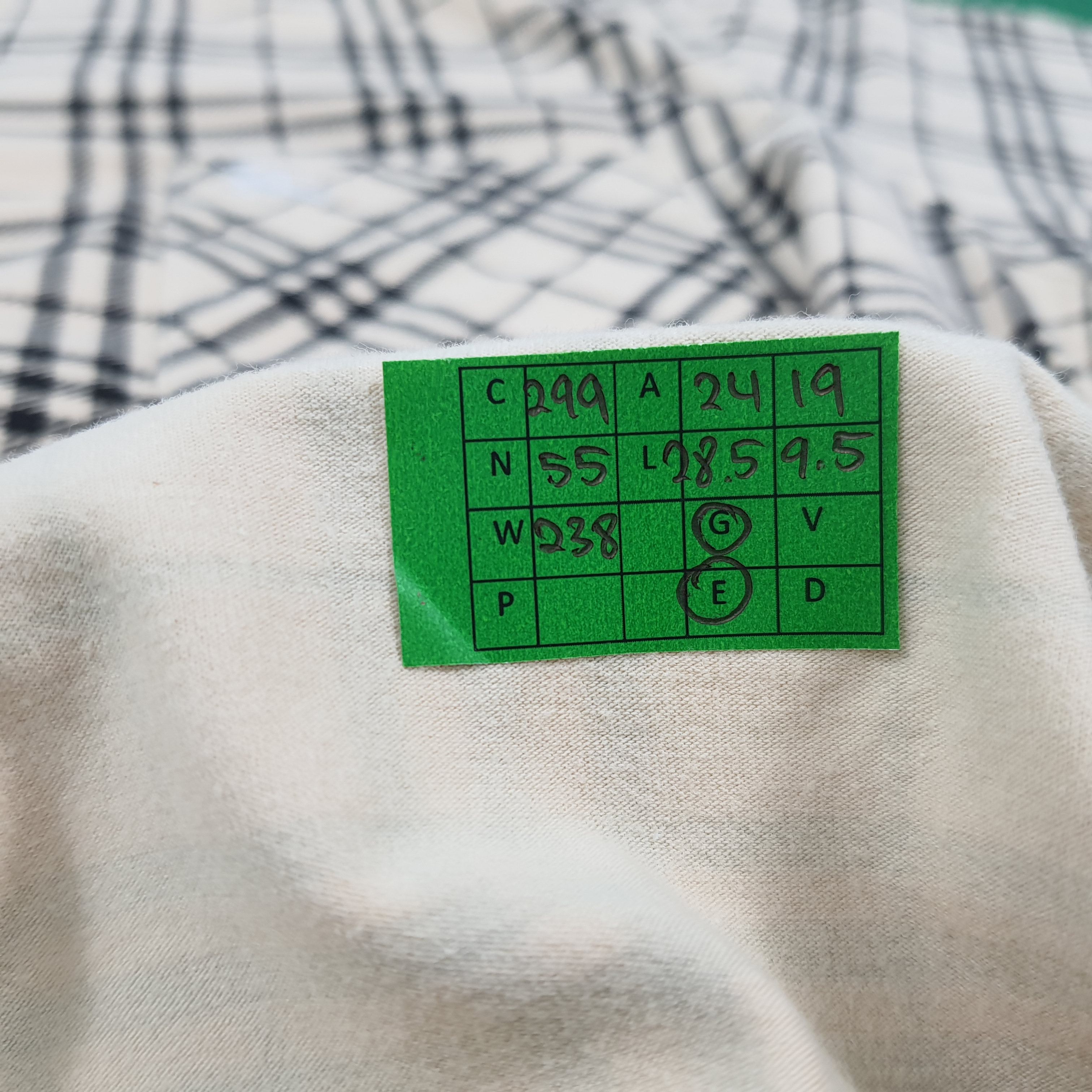 Burberry Vintage Burberry Pocket Nova Check Designer Tshirt C299N55 Size US XL / EU 56 / 4 - 8 Thumbnail