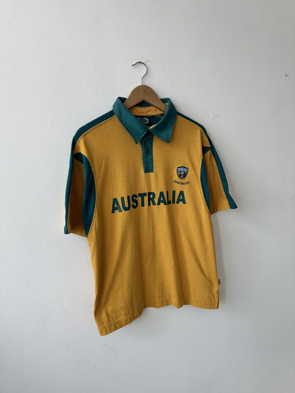 Man Made In Australia Vintage Australia Gold Green Rugby Style Polo Shirt Size M Size US M / EU 48-50 / 2 - 2 Thumbnail