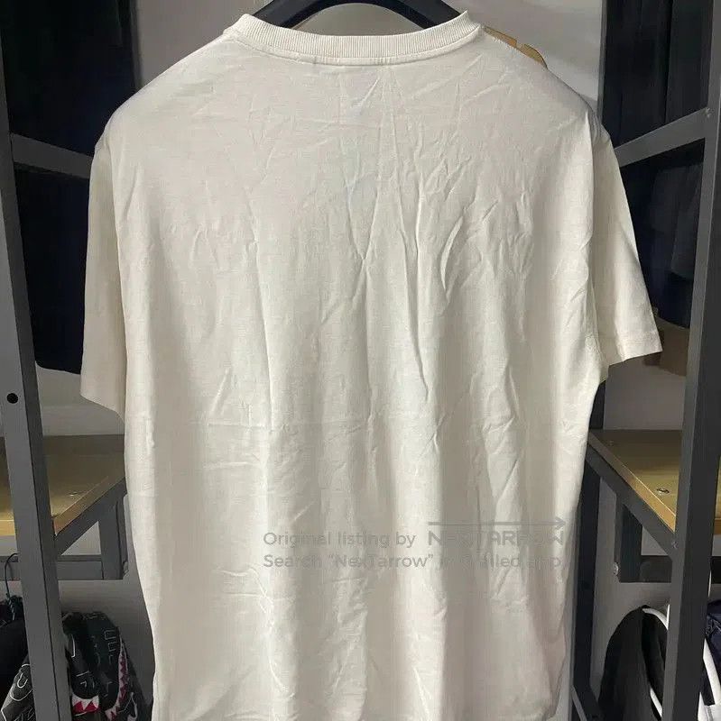 Burberry Burberry Men's Cream T-Shirt in XL Size. Size US XL / EU 56 / 4 - 2 Thumbnail