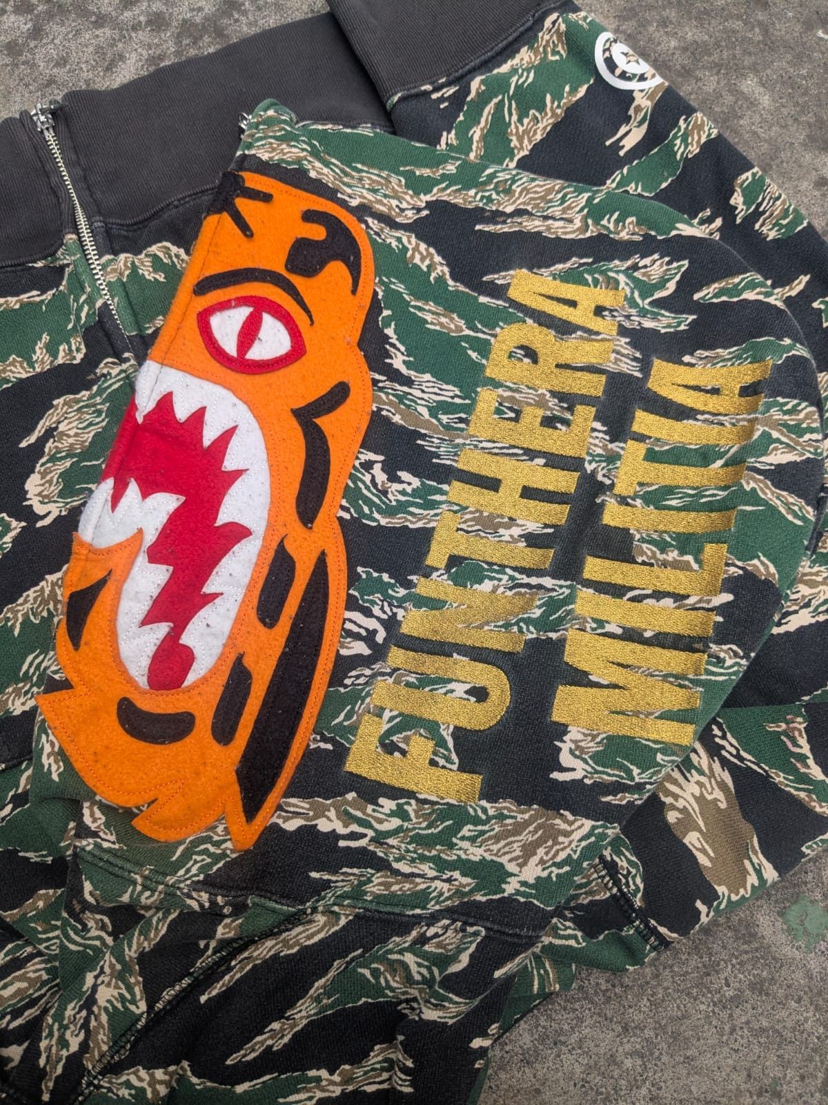 Bape RARE BAPE Funthera Militia Tiger Hoodie Gold Embroidery Size US M / EU 48-50 / 2 - 2 Thumbnail