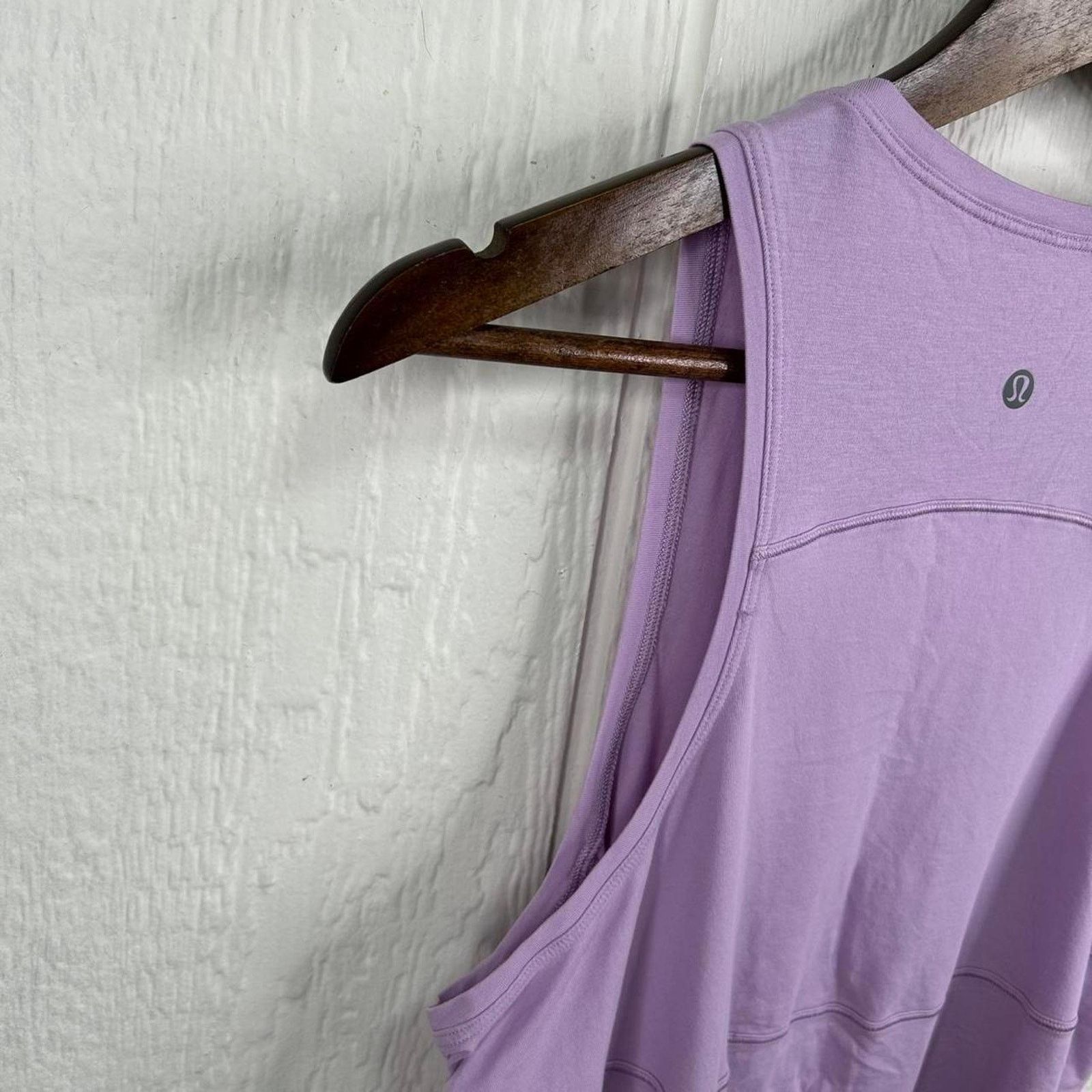 Lululemon Modern Lululemon Light Purple Workout Athletic Tank Size 8 Size M / US 6-8 / IT 42-44 - 7 Thumbnail