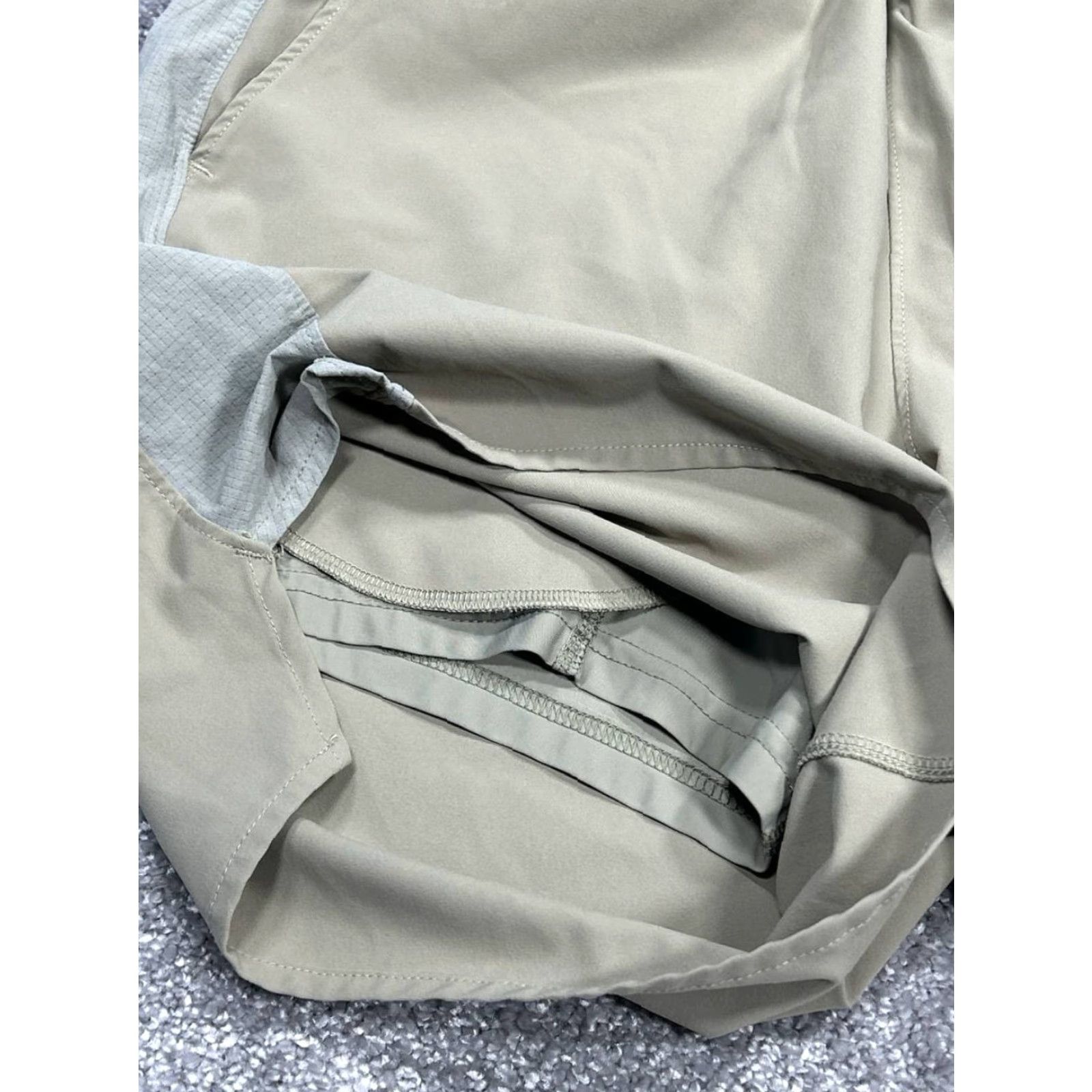 Outdoor Voices Outdoor Voices Shorts Womens M Beige Athletic Built In Liner Running Gym | Solid Nylon Polyester Spandex, Cross Training, 90s? Size 32" / US 10 / IT 46 - 5 Thumbnail