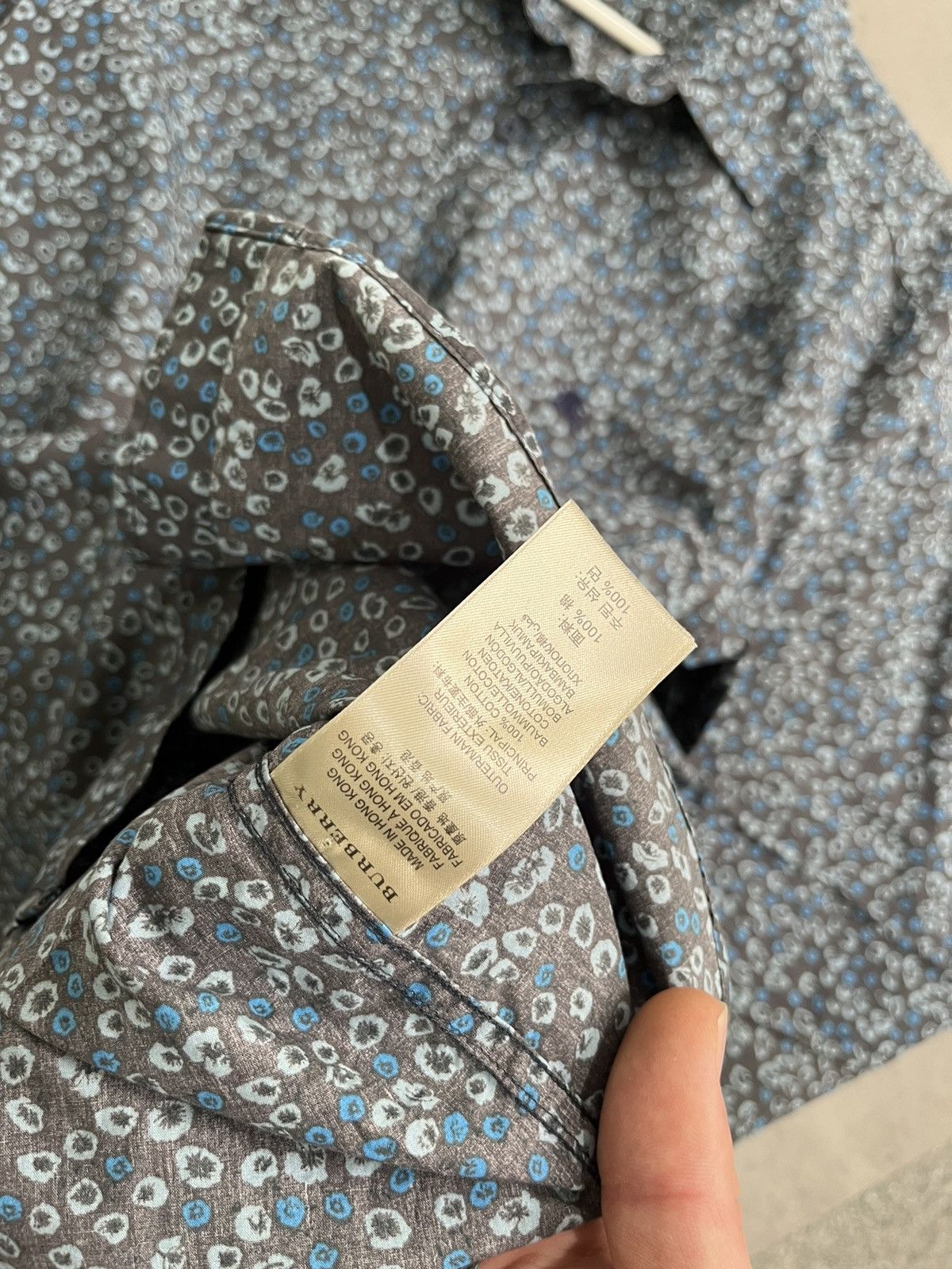 Burberry Burberry Brit made in Hong Kong flower printed shirt Size US S / EU 44-46 / 1 - 6 Thumbnail