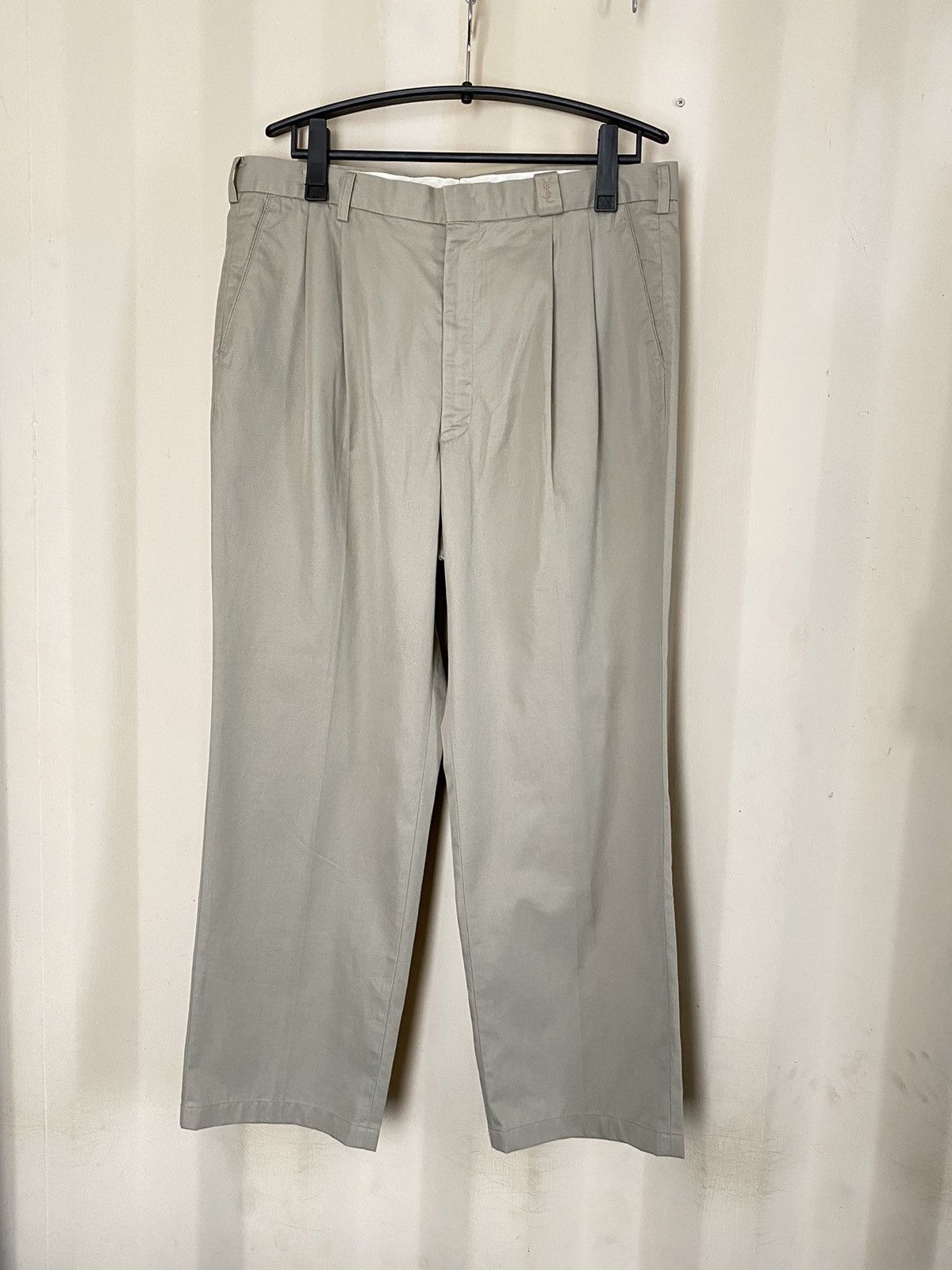 Yves Saint Laurent YVES SAINT LAURENT YSL Men Grey Formal Trousers Pants Size US 35 - 1 Thumbnail