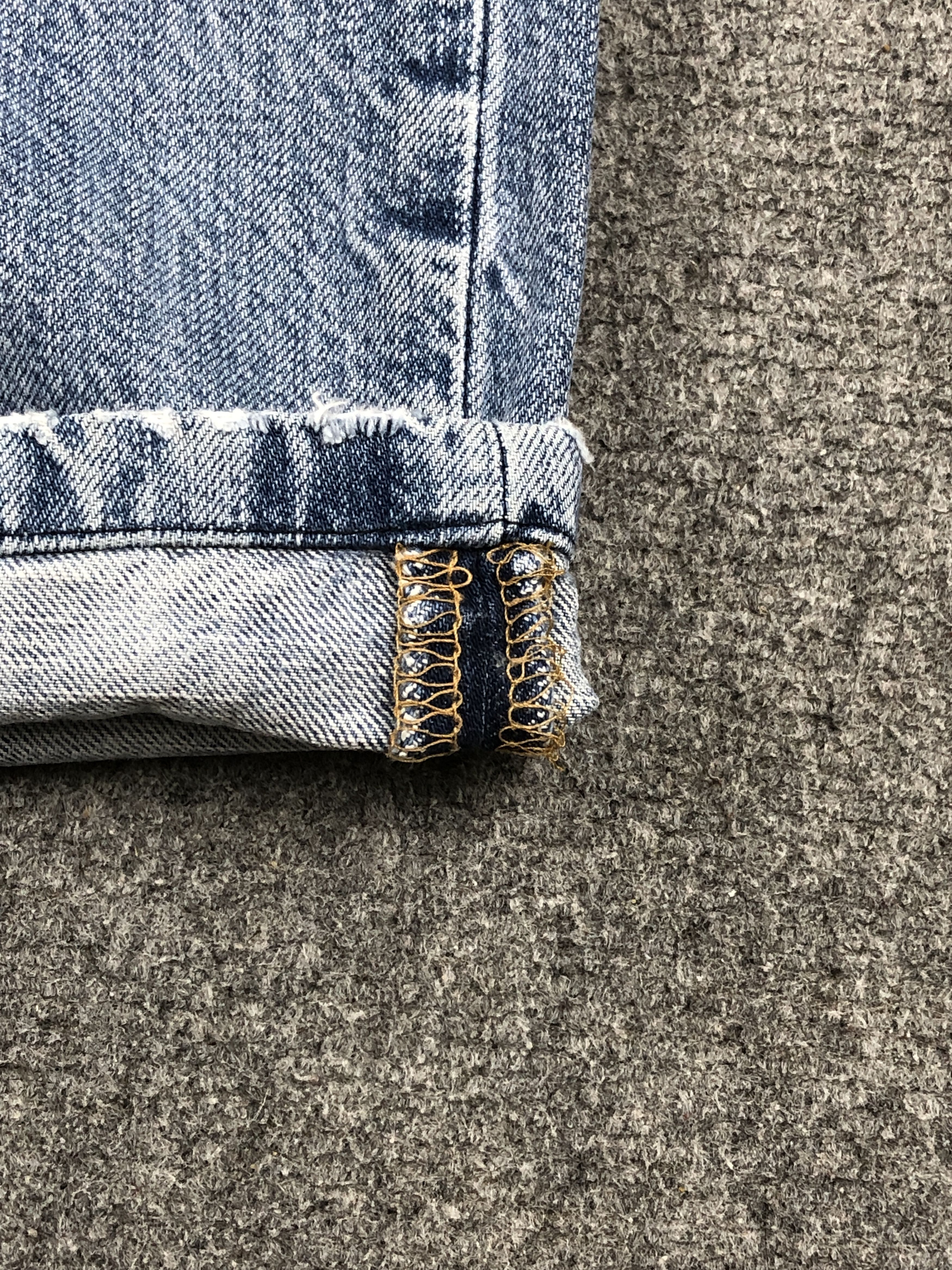 Levi's Vintage Levi's 501 Light Wash Faded Jeans DP2242 Size US 31 - 11 Thumbnail