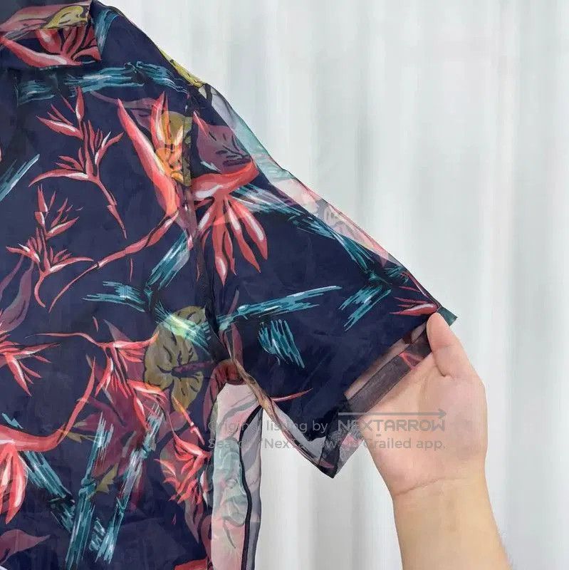Louis Vuitton Louis Vuitton Summer Floral Logo Short Sleeve Shirt . Size US S / EU 44-46 / 1 - 4 Thumbnail