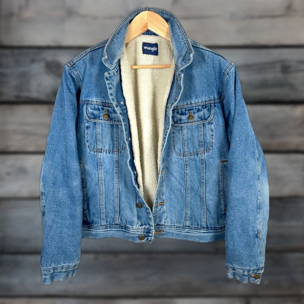 Wrangler VTG Wrangler Sherpa Lined Jean Jacket Men's Large Blue Denim 90s Grunge Trucker Size US 33 - 1 Thumbnail