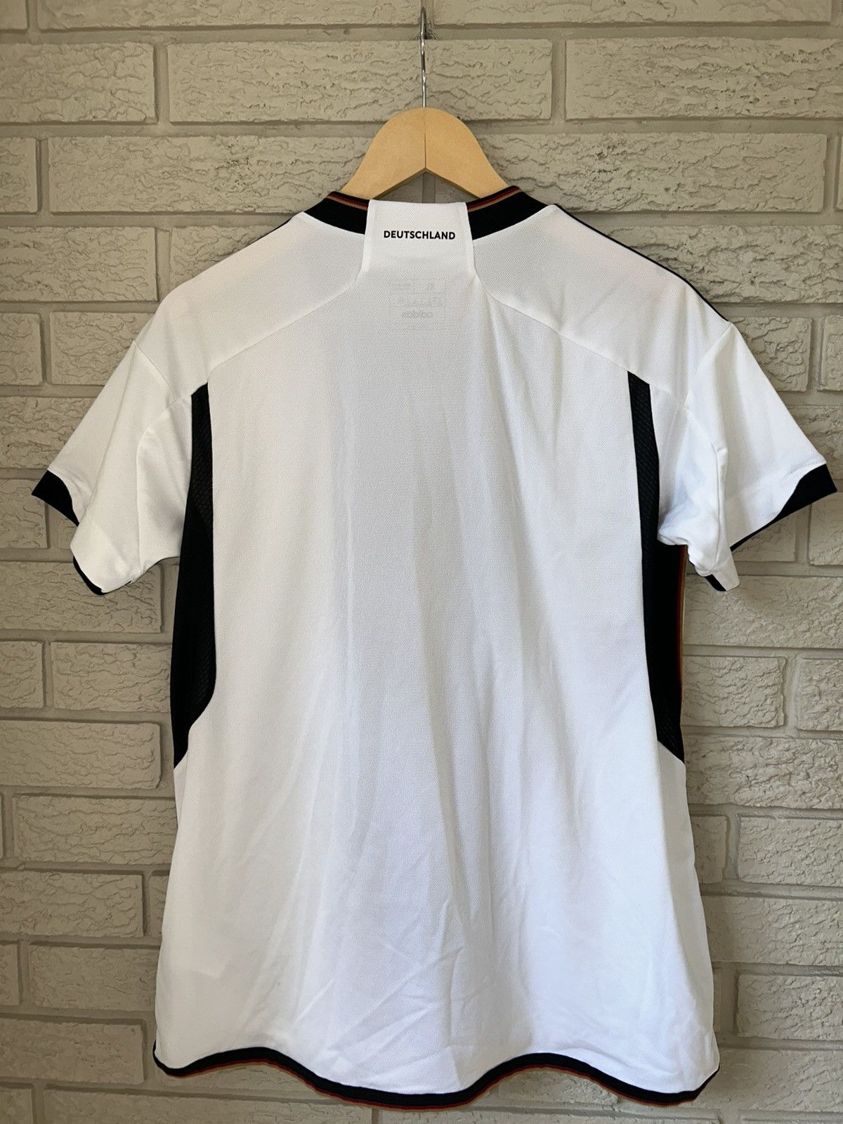 Adidas Adidas Germany Deutschland 2022 National Team Home Jersey Size US L / EU 52-54 / 3 - 4 Thumbnail