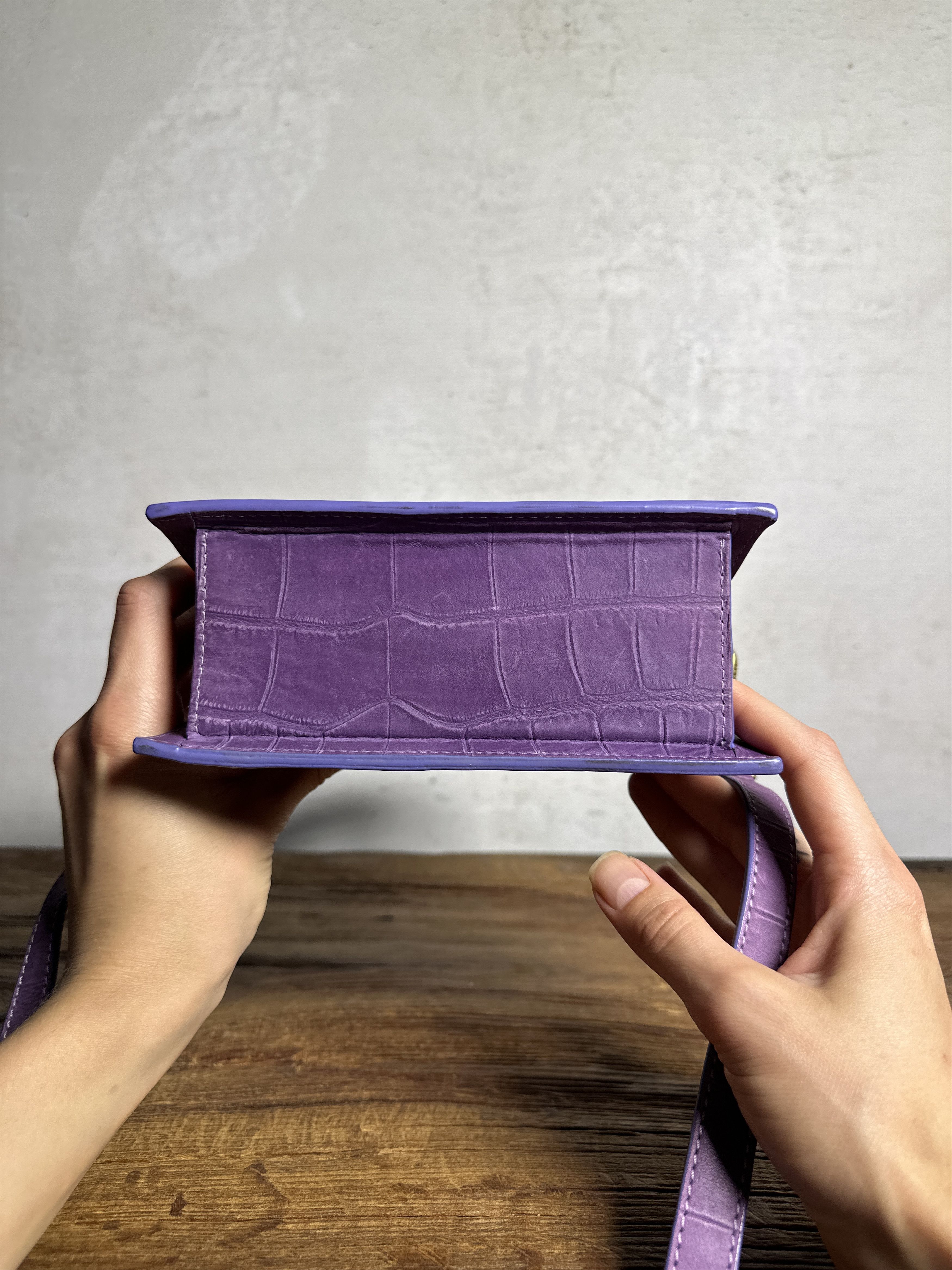 Jacquemus JACQUEMUS Le Chiquito Moyen Purple Croc Medium Bag Size ONE SIZE - 9 Thumbnail