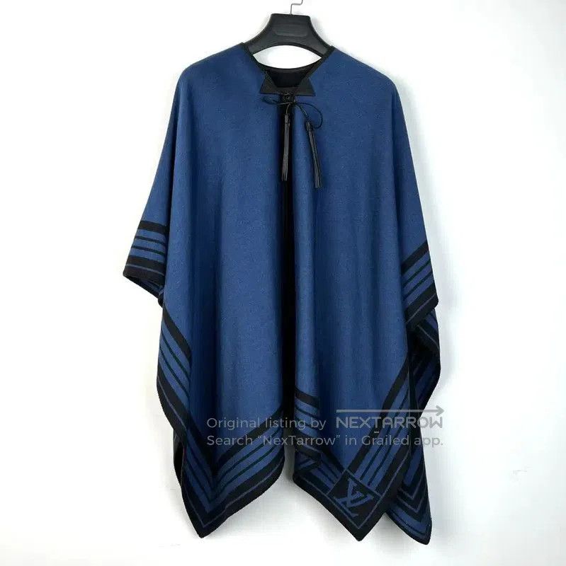 Louis Vuitton Louis Vuitton Summer Blue T. Size XXS / US 00 / IT 34 - 1 Thumbnail