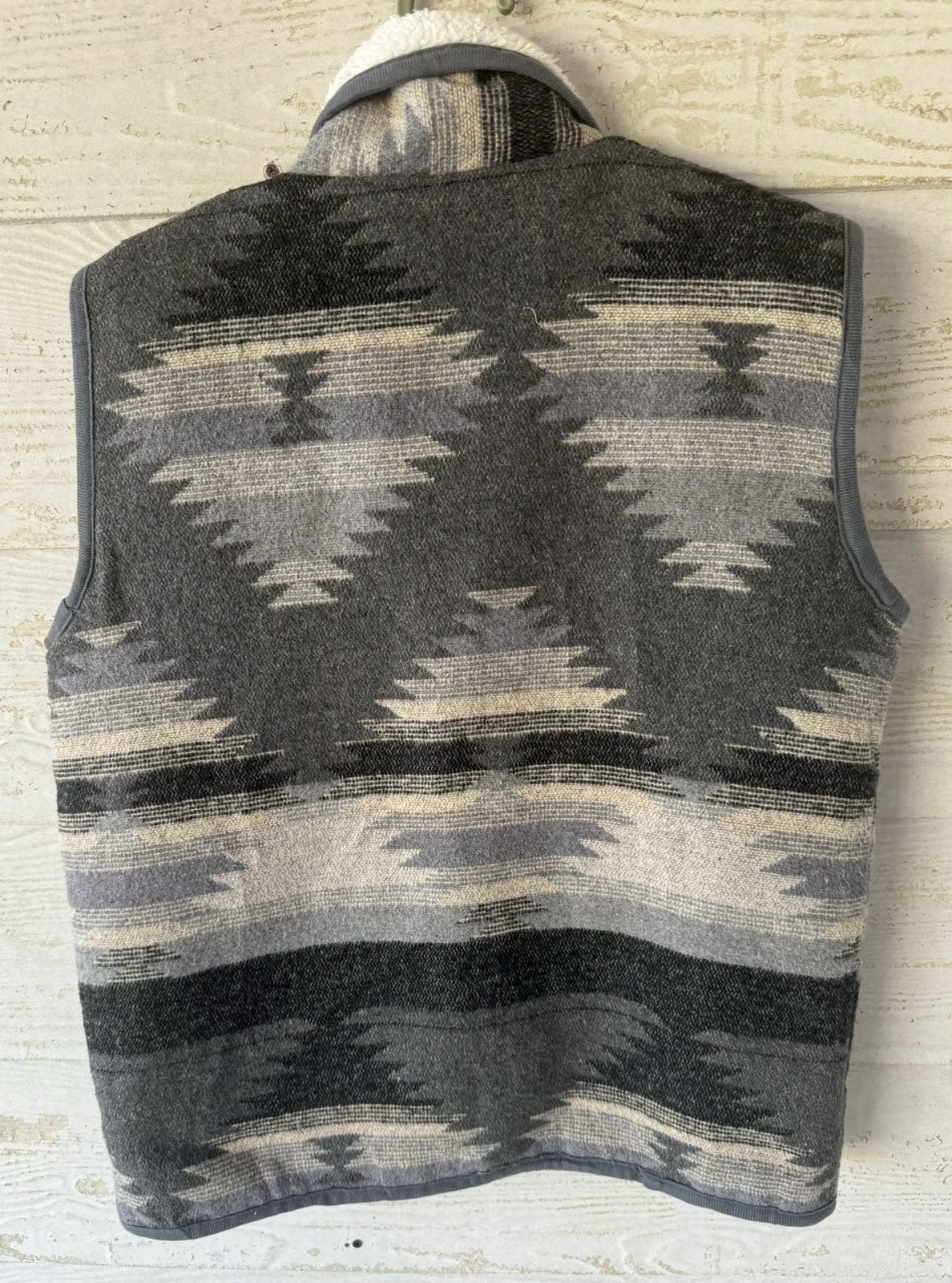 Japanese Brand UNBRANDED VEST FUR JAPAN Size 38S - 2 Thumbnail