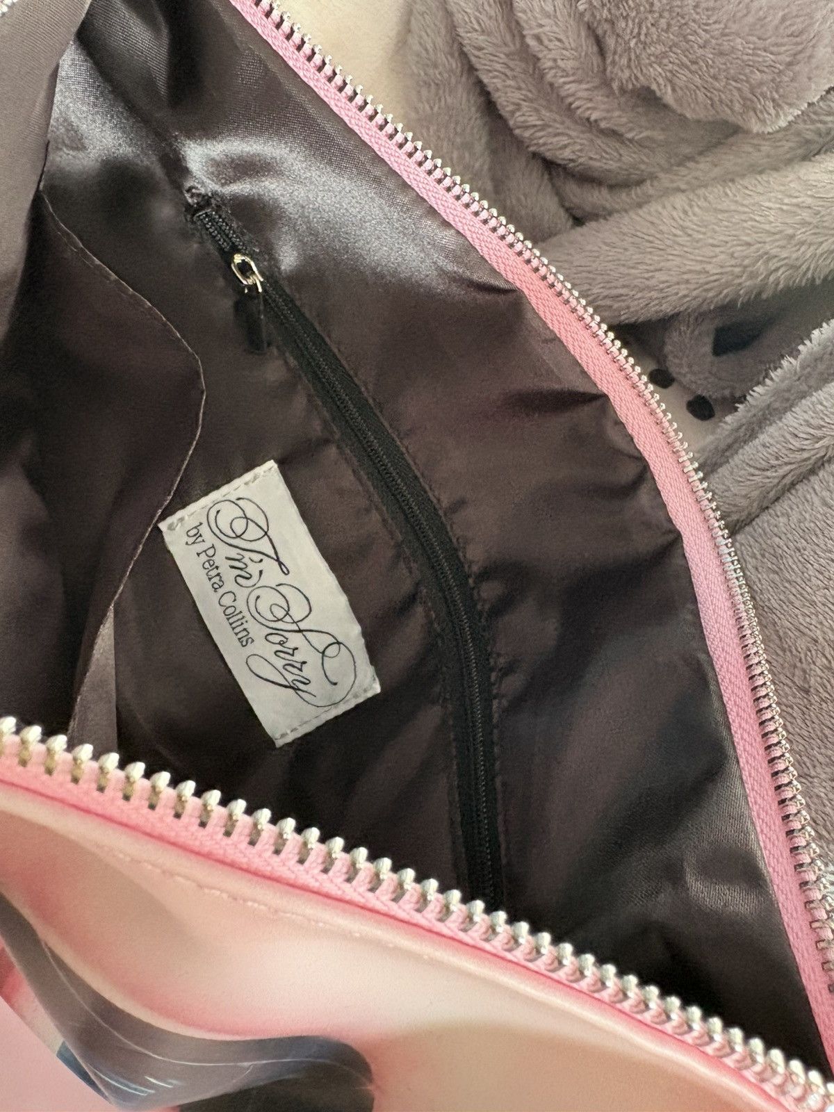 I'm Sorry by Petra Collins I’M SORRY by Petra Collins Blythe Doll Print Bag Size ONE SIZE - 3 Thumbnail