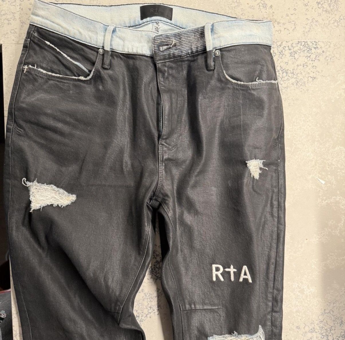 Rta Black RTA Bryant Distressed Jeans Size US 30 / EU 46 - 1 Thumbnail