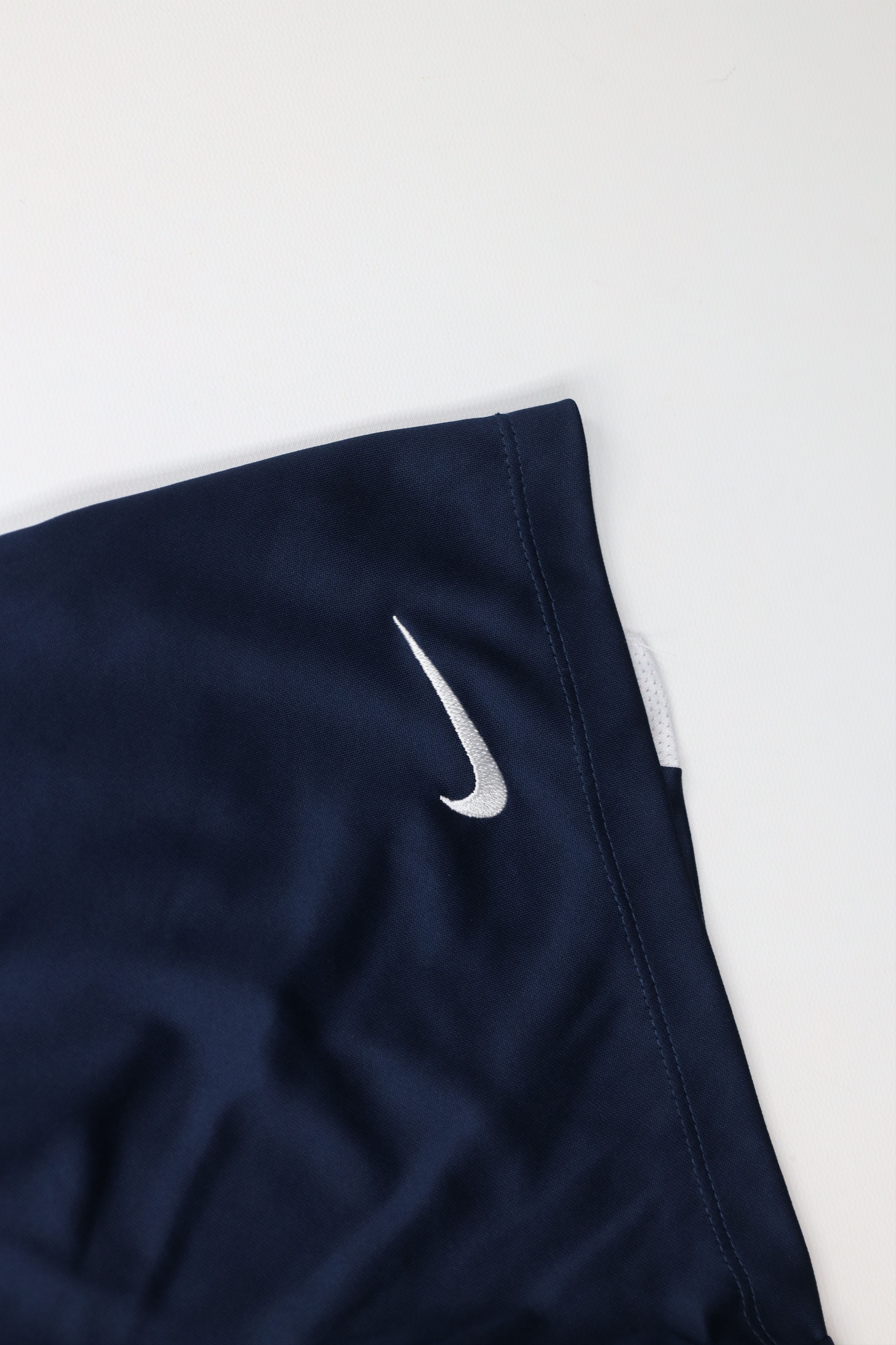 Nike Vintage Y2K Nike Mini Swoosh Running Jogging Soccer Shorts Size US 32 / EU 48 - 5 Thumbnail