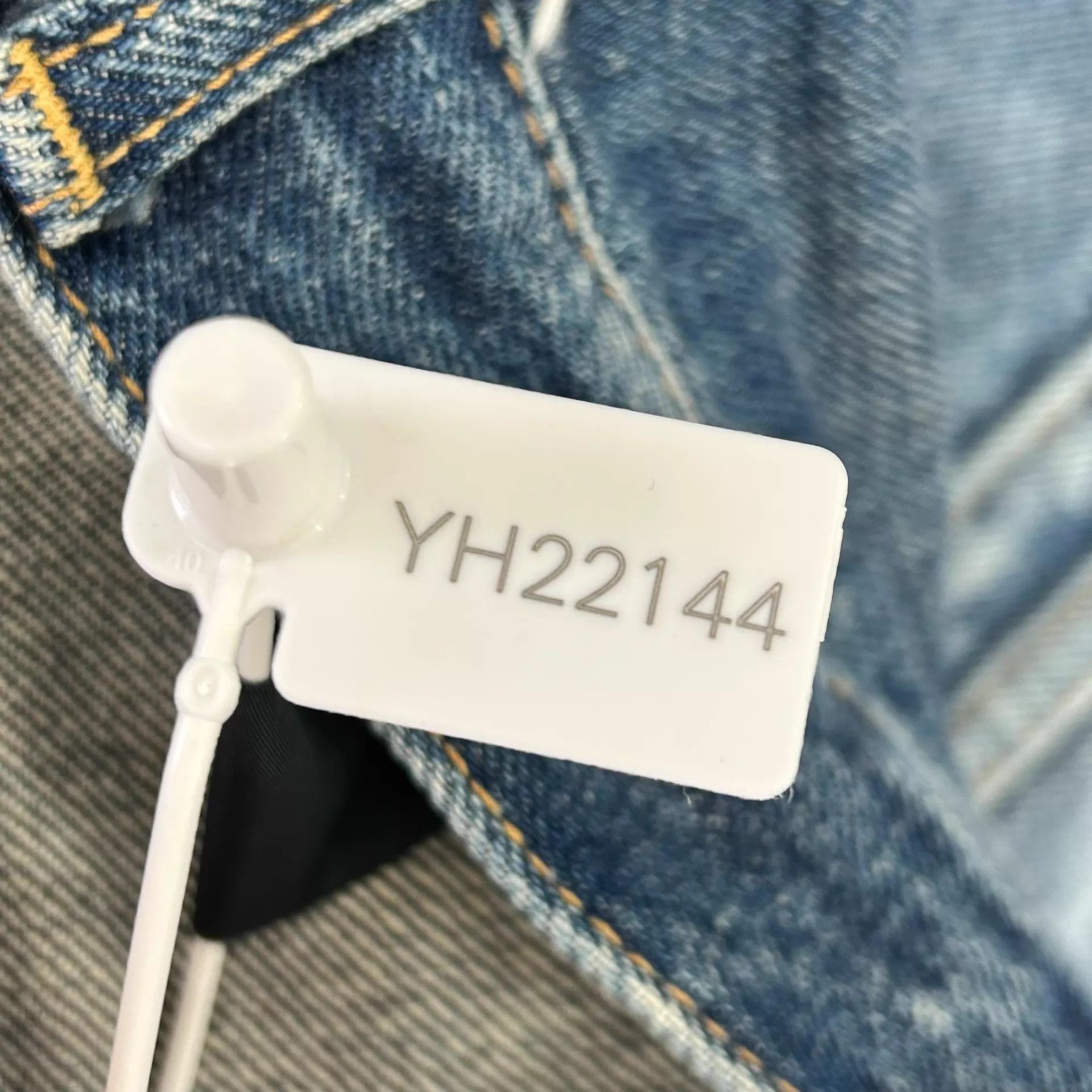 Celine CELINE Distressed Washed Flared Jeans Zipper Pocket Navy Size 24" / US 00 / IT 34 - 7 Thumbnail