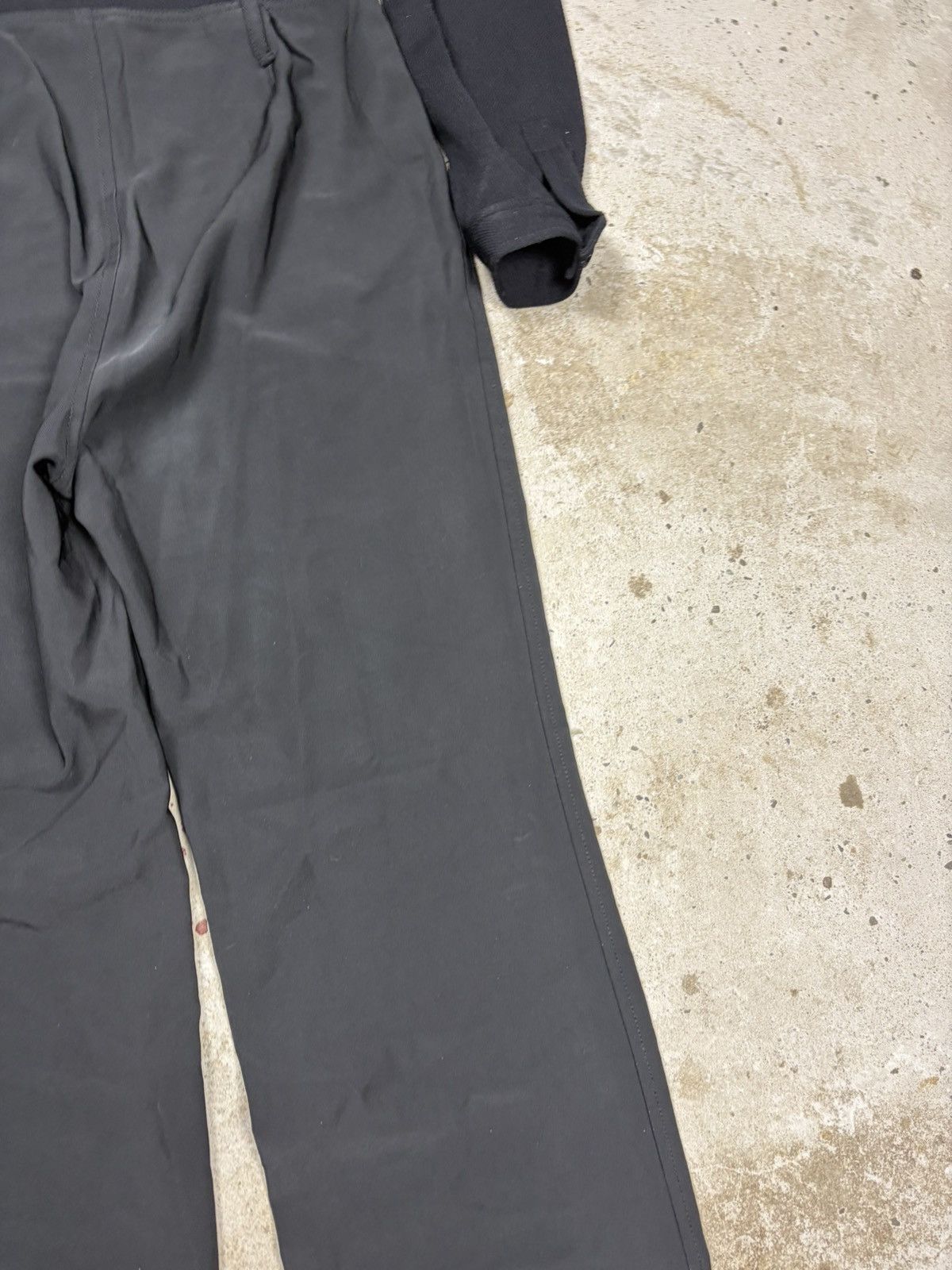 Prada Vintage Prada Nylon Black & Grey Jumpsuit Baggy Pants Size 32" / US 10 / IT 46 - 13 Thumbnail