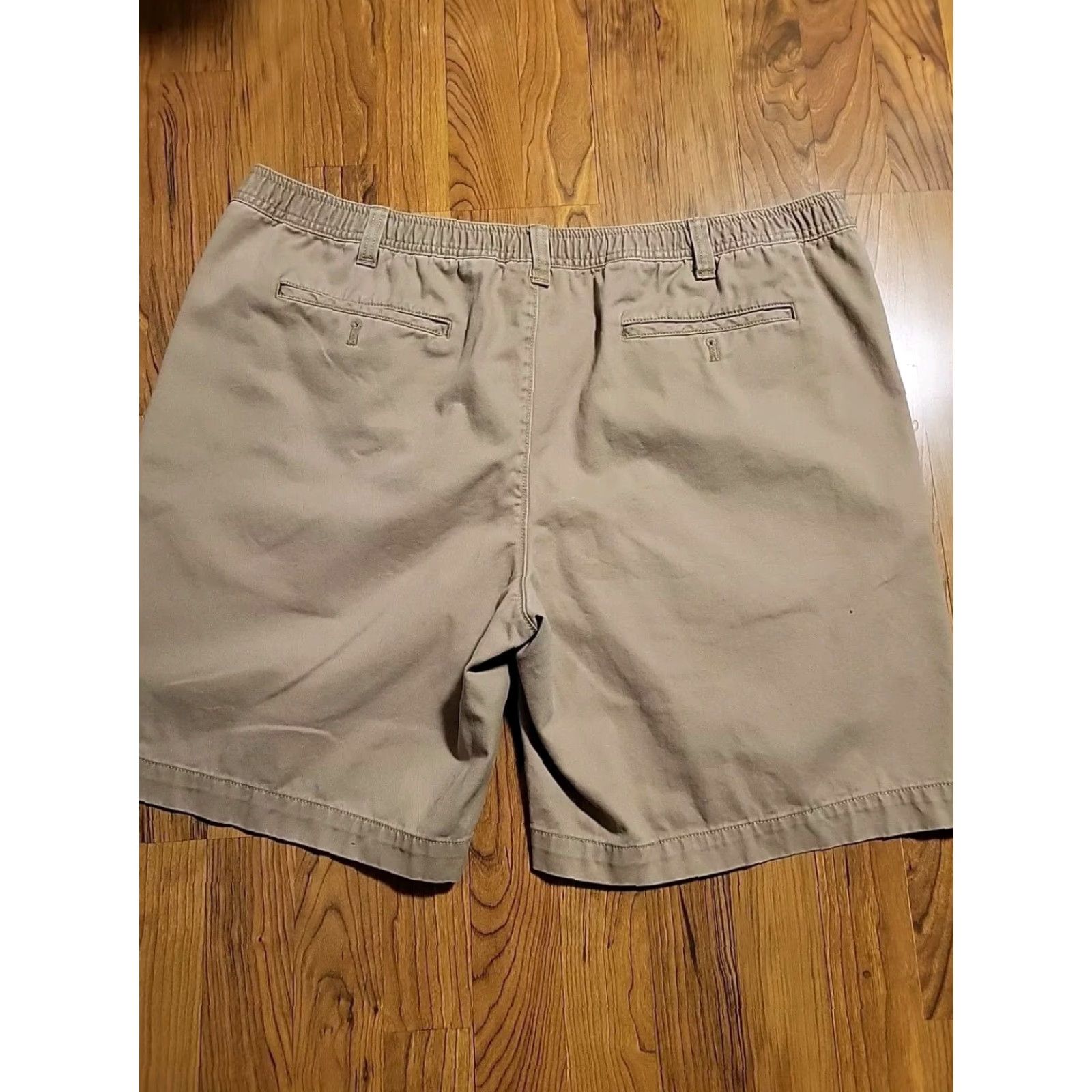 Eddie Bauer VINTAGE Eddie Bauer Chino Shorts Mens XXL 42x8 Beige Flat Front Cotton Y2K Size US 39 - 6 Thumbnail