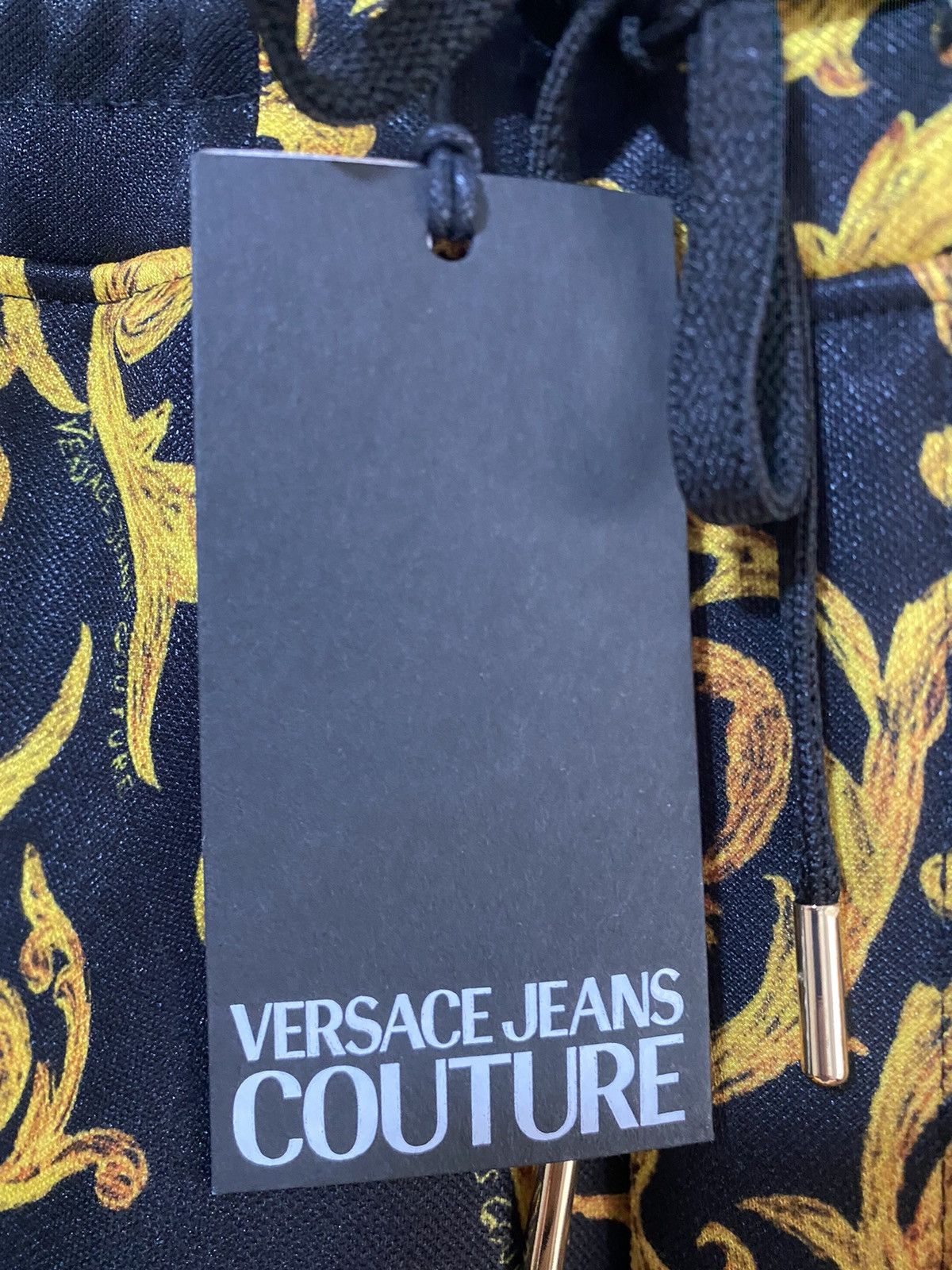 Versace Jeans Couture Versace Jeans Culture Sketch Print Triacetate Shorts S, new. Size 27" / US 4 / IT 40 - 4 Thumbnail