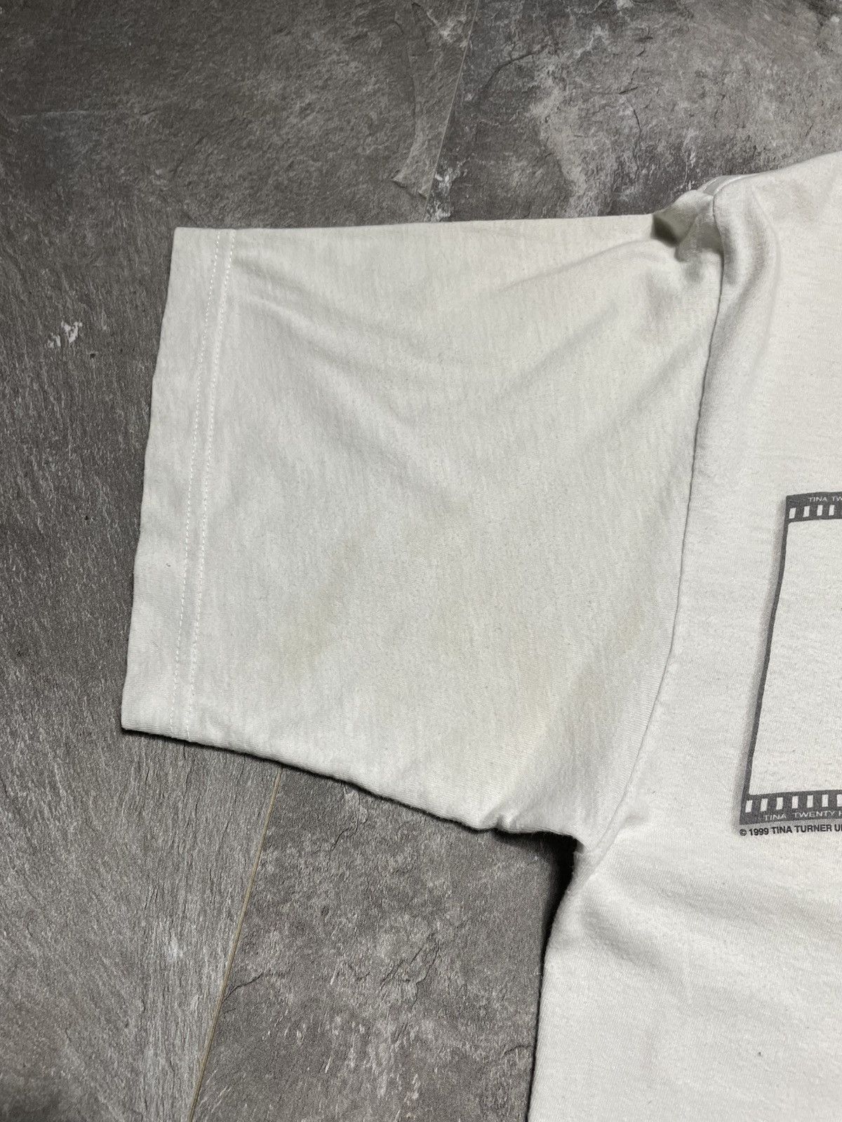 Band Tees Vintage Tina Turner 1999 Twenty Four Seven Tour T-Shirt Size US L / EU 52-54 / 3 - 4 Thumbnail