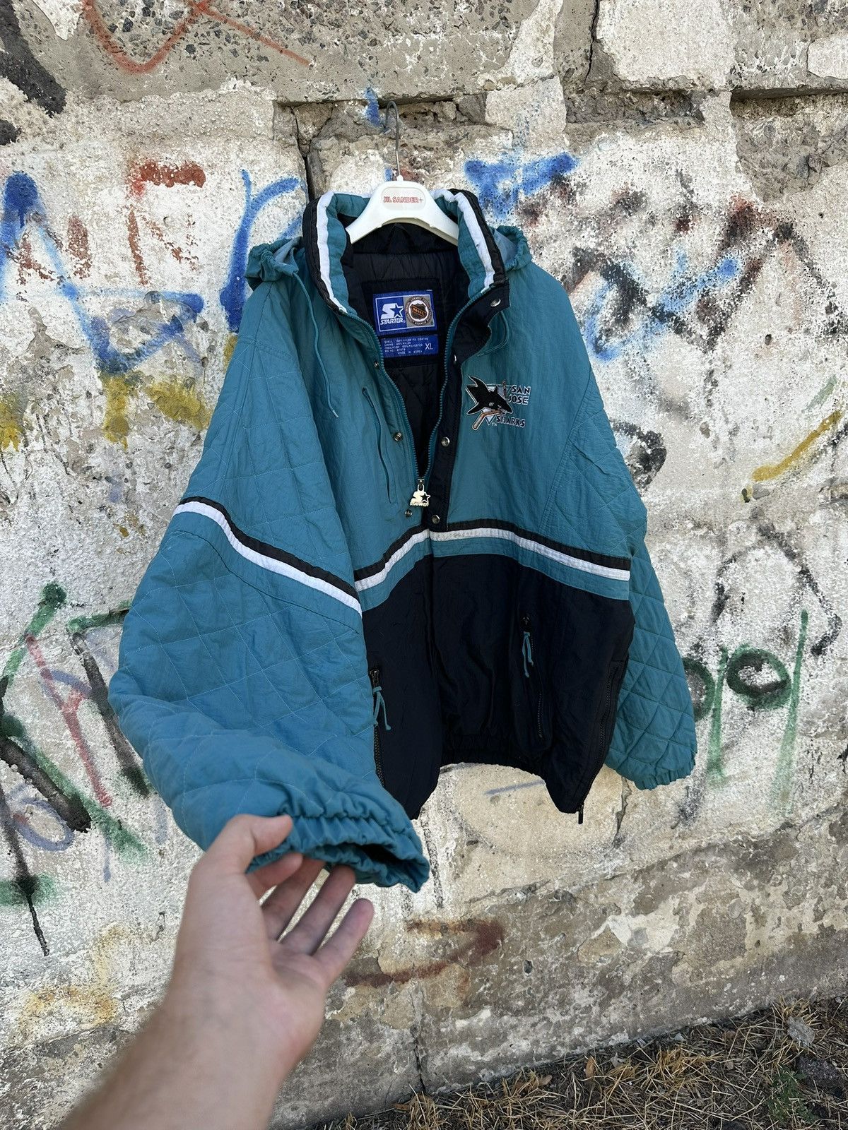 Starter SAN JOSE SHARKS JACKET NHL VINTAGE HOCKEY STARTER MENS Size US XL / EU 56 / 4 - 4 Thumbnail