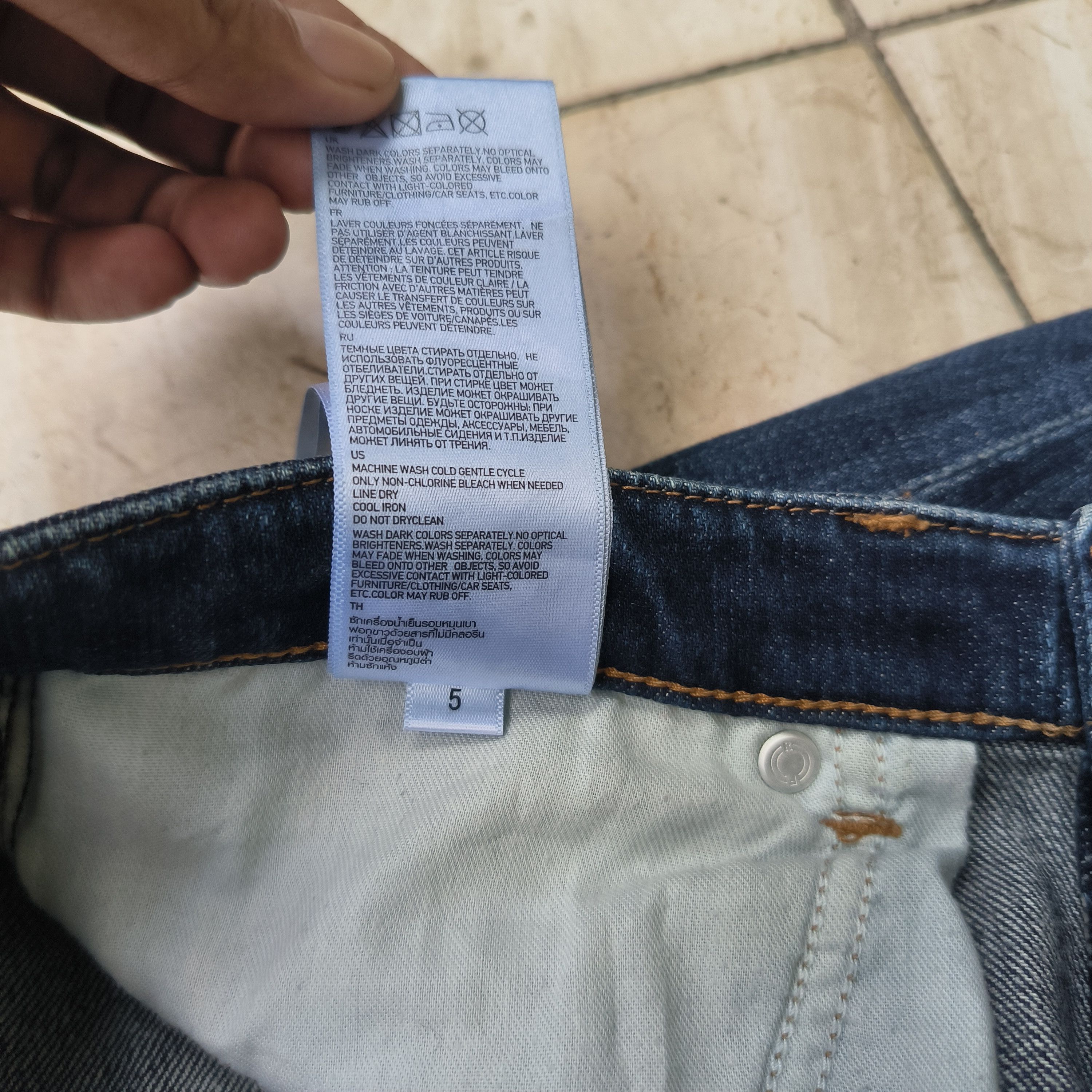 Undercover × Uniqlo Uniqlo Undercover Zip Ankles Slim Jeans Size US 30 / EU 46 - 7 Thumbnail